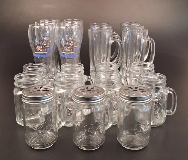 Diverse spritglas. Bl.a stora ölglas.