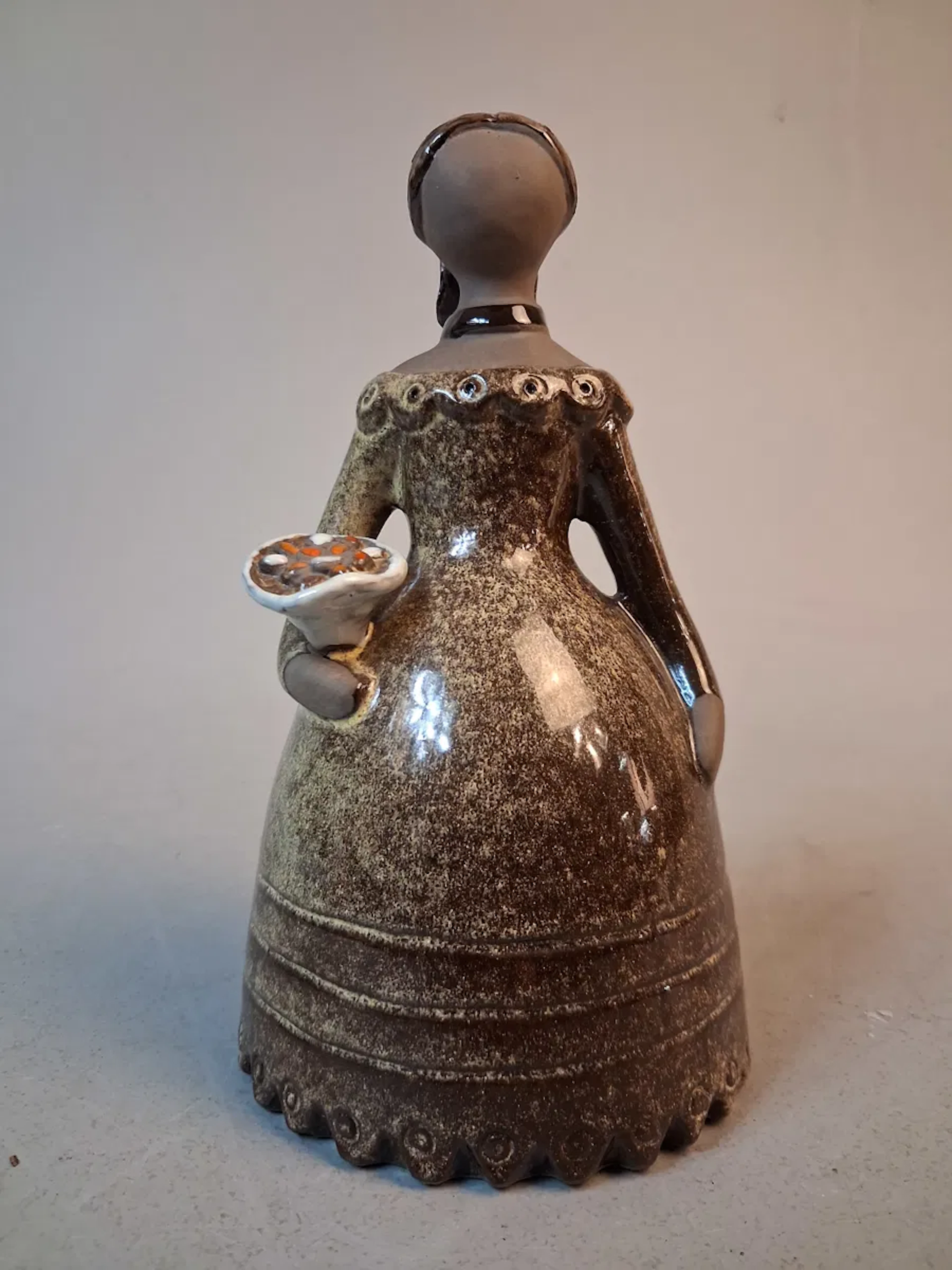ELSI BOURELIUS, Figurin, "Harinetta", JIE Gantofta.