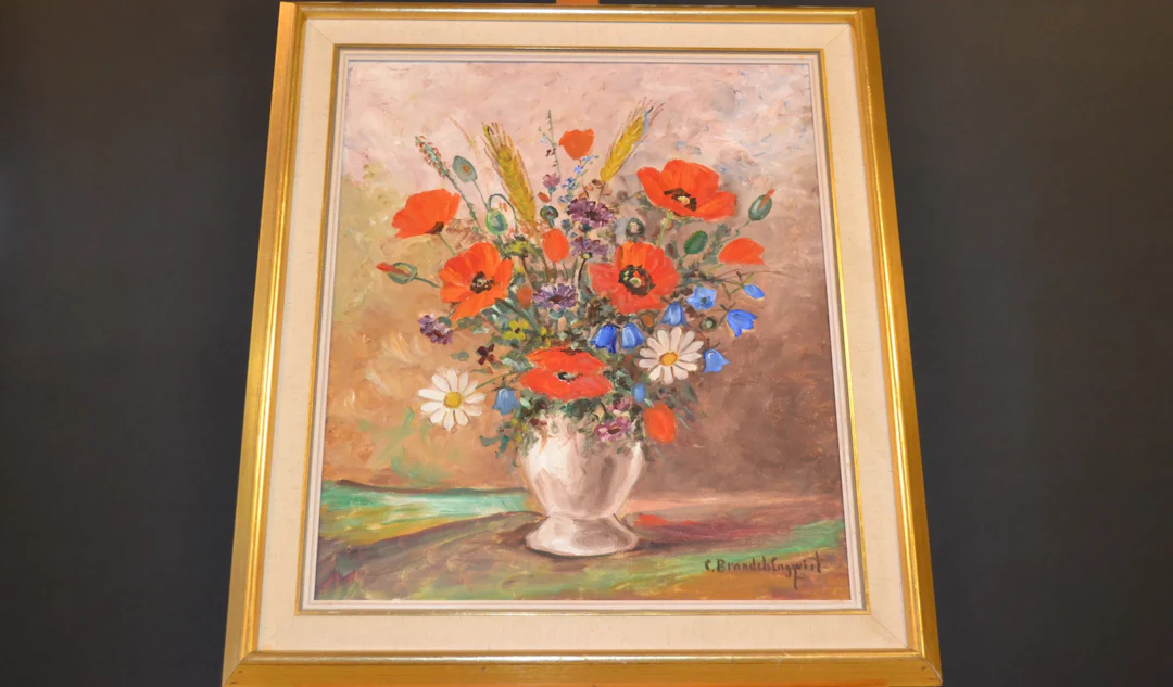 CARIN BRANDELS ENGQVIST. Olja på duk, "Blomsterstilleben", signerad.