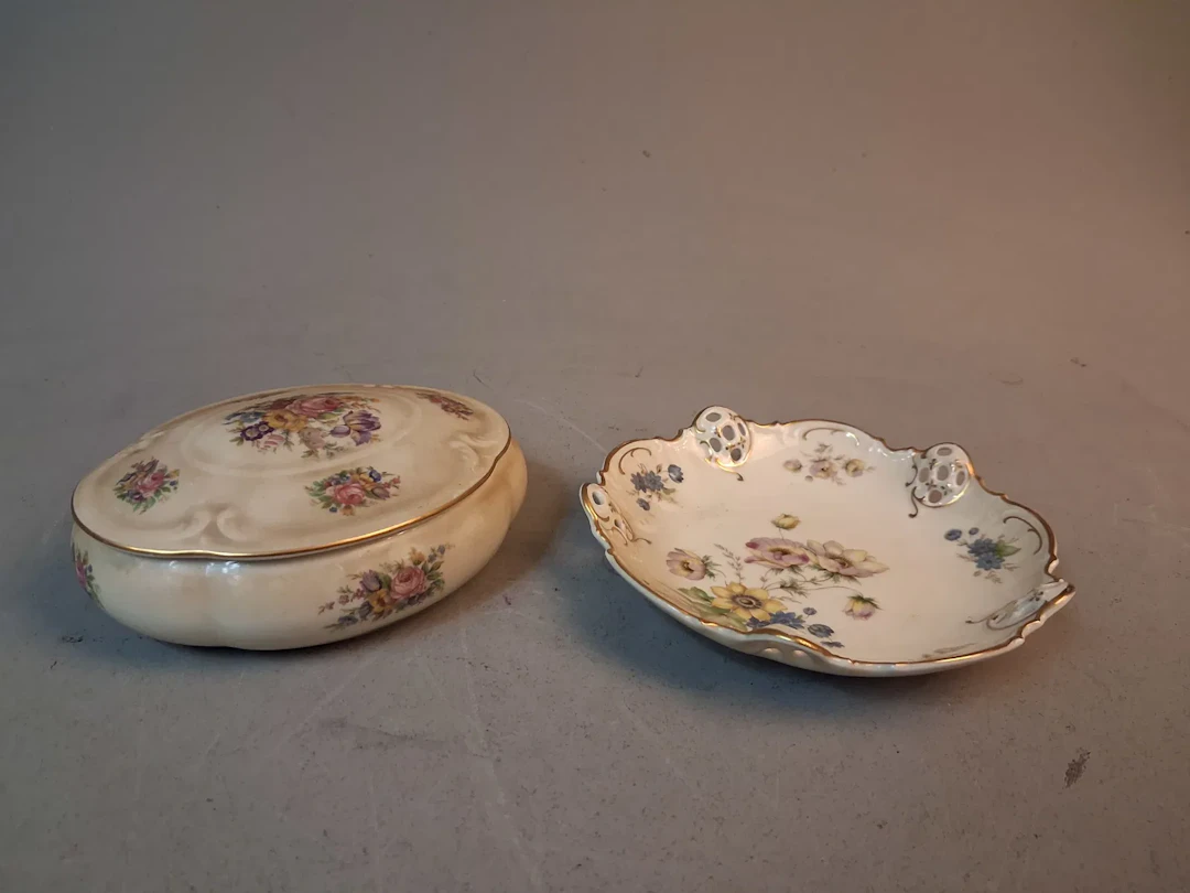 2 Delar Rosenthal, skål & lockskål.