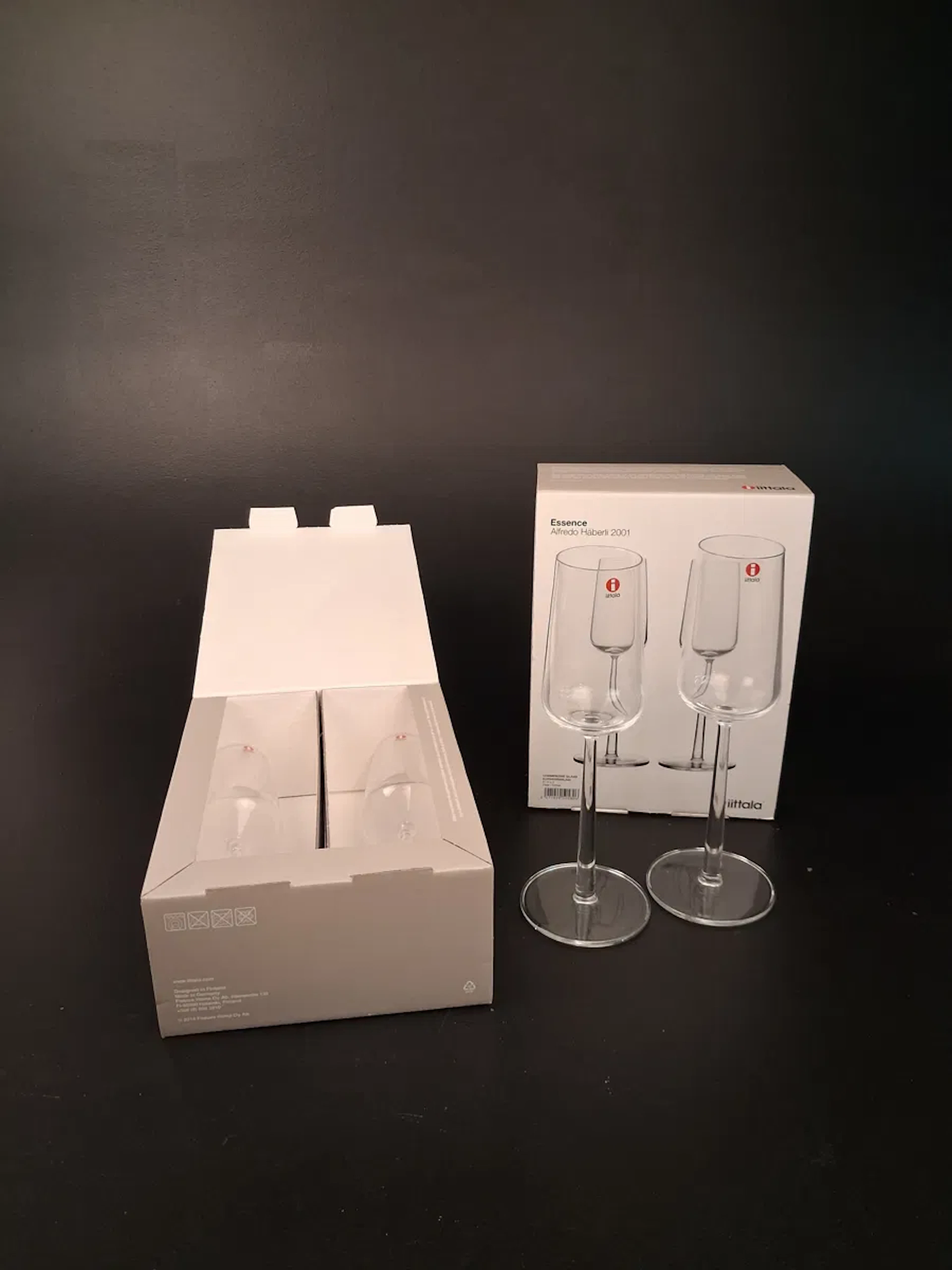 ALFREDO HÄBERLI. 4 Champagneglas. "Essence" 21cl, iittala.
