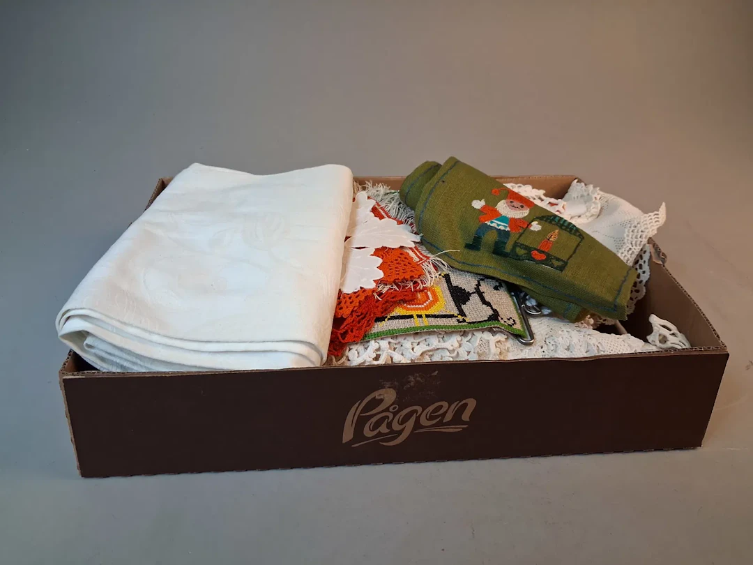 Diverse textil. Bl.a Bonader.