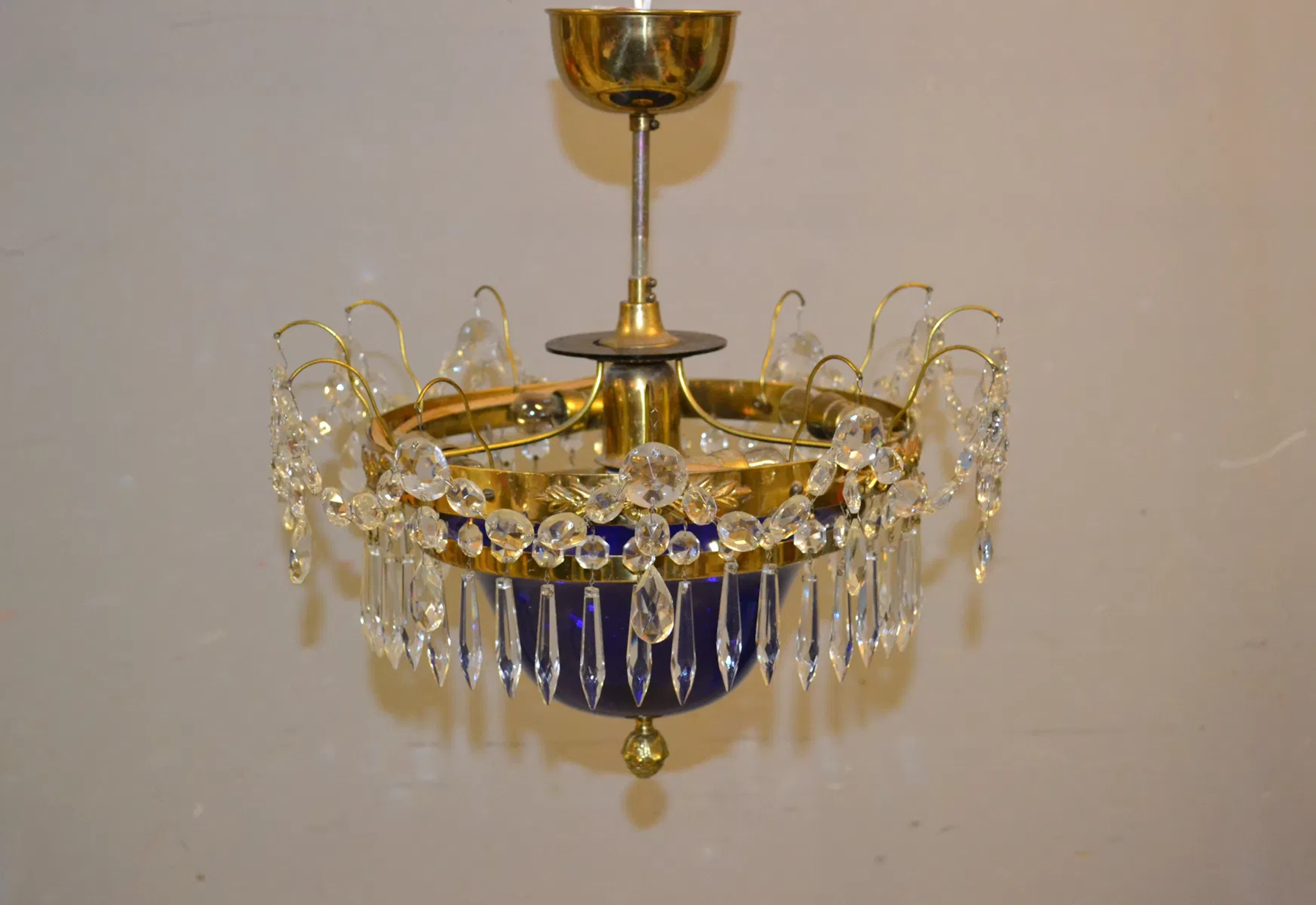 Kristallkrona. Empire-stil, 1900-talet.