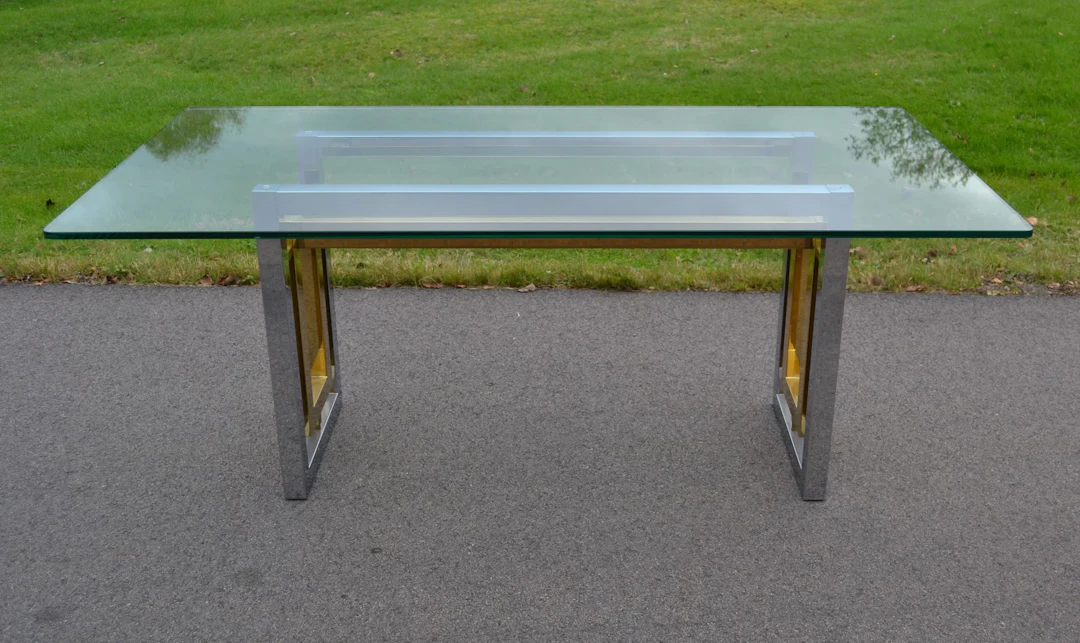 Matbord. Tillskriven Romeo Rega, Italien, kromat underrede & glasskiva