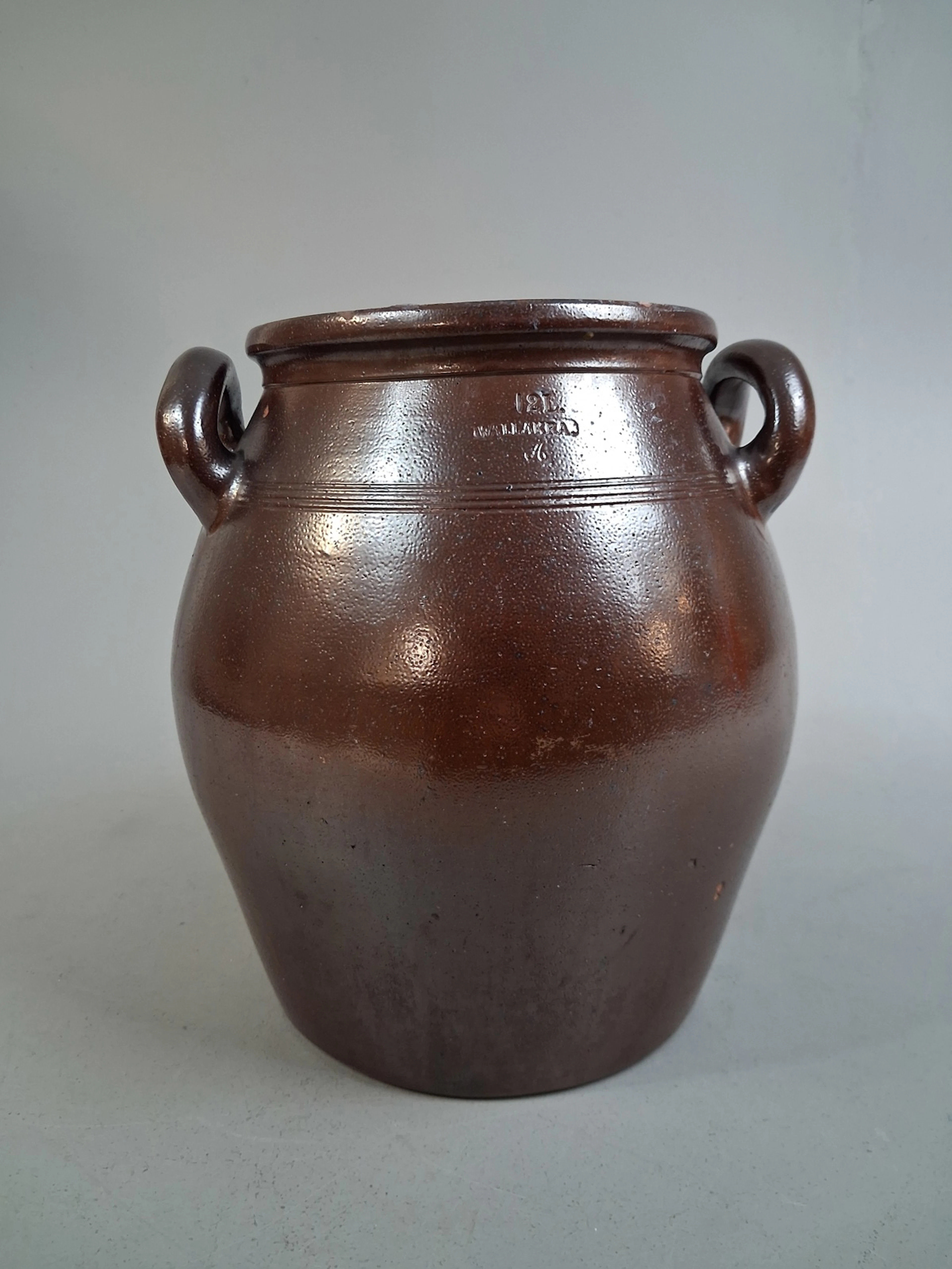 Krus. Vallåkra. 12 Liter.