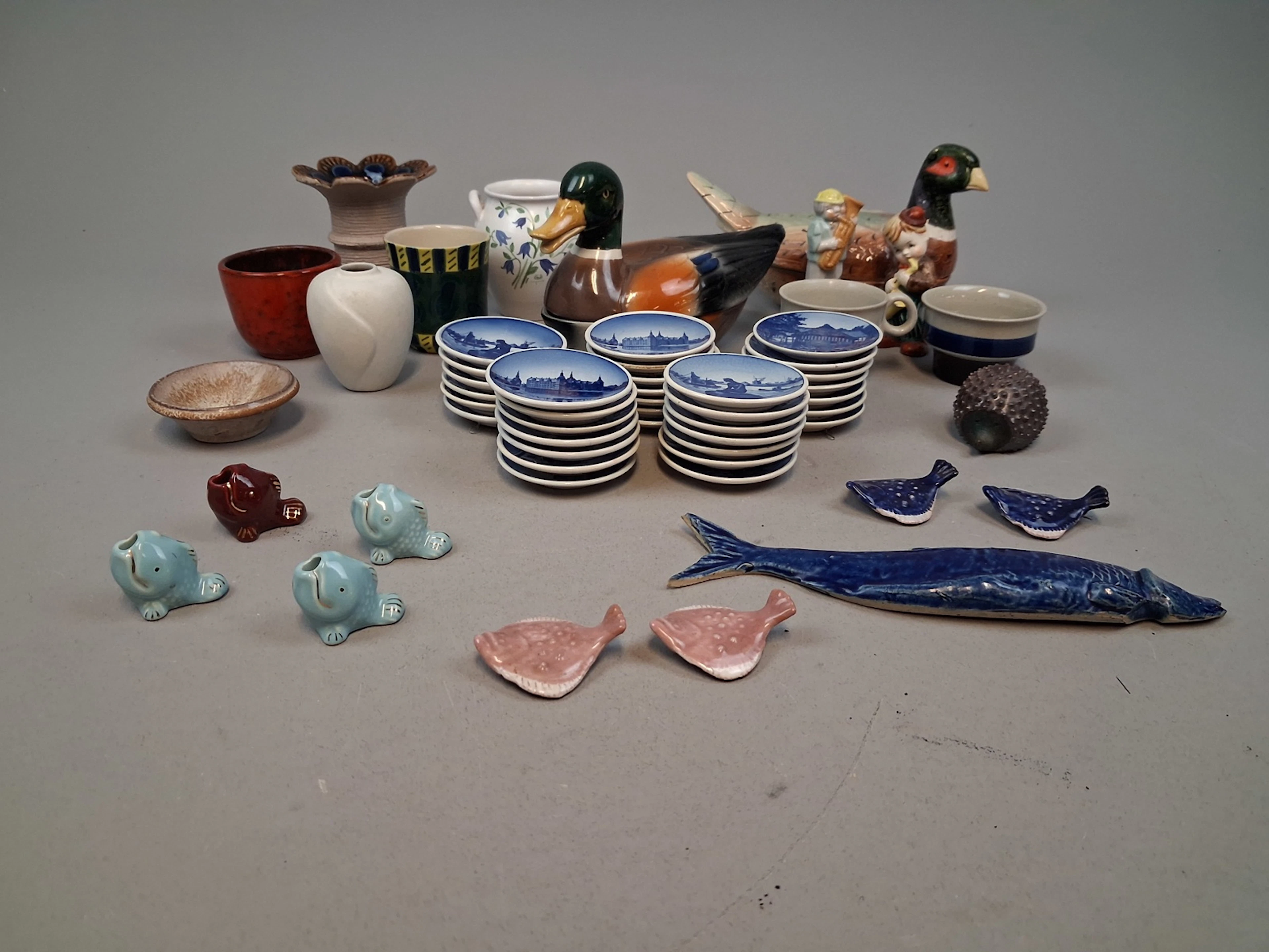 Diverse porslin & keramik. Bl.a Michel Caugant, Höganäs Keramik, Söholm