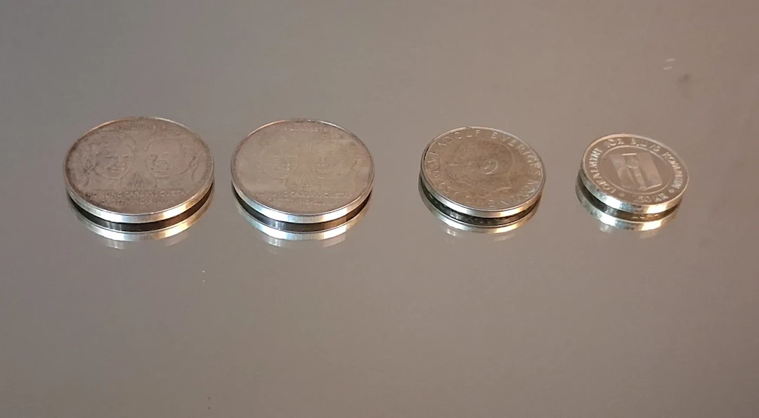 4 Silvermynt, Silverhalt 83,5%, 92,5% & 925, 87gram.