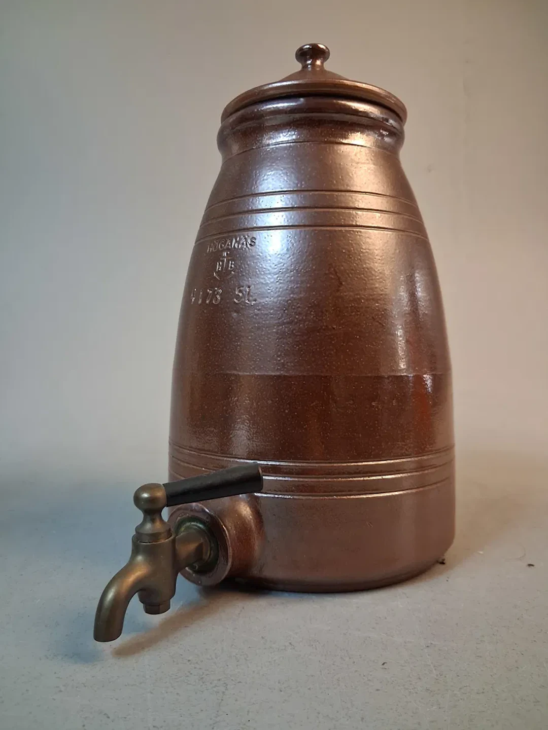 SVEN BOLIN. Krus med tappkran. Höganäs, 5 Liter.