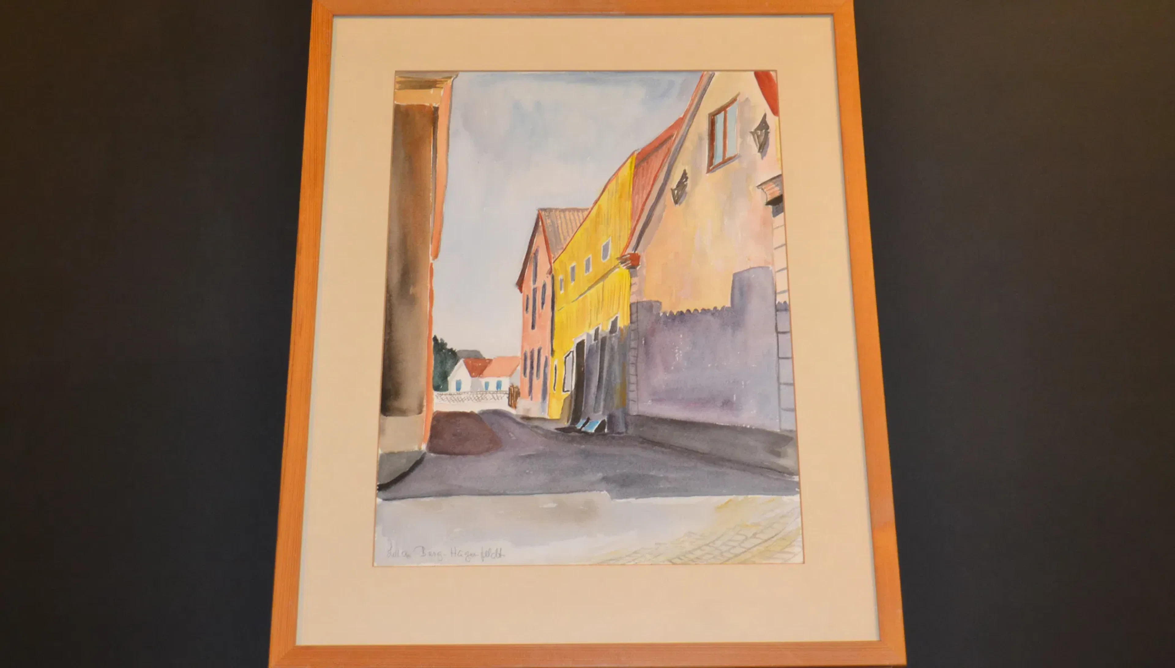 LILLAN BERG-HAGENFELDT. Akvarell, "Torg gränden i skugga", signerad.