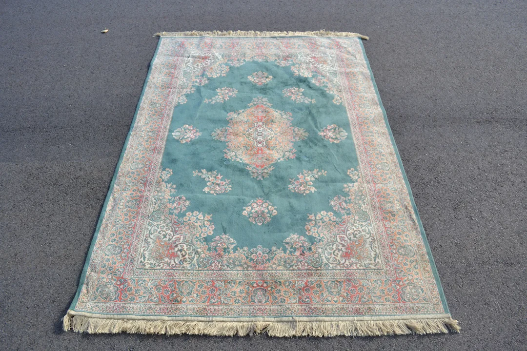 Matta. Orientalisk stil, 100% Viskos, Belgien.