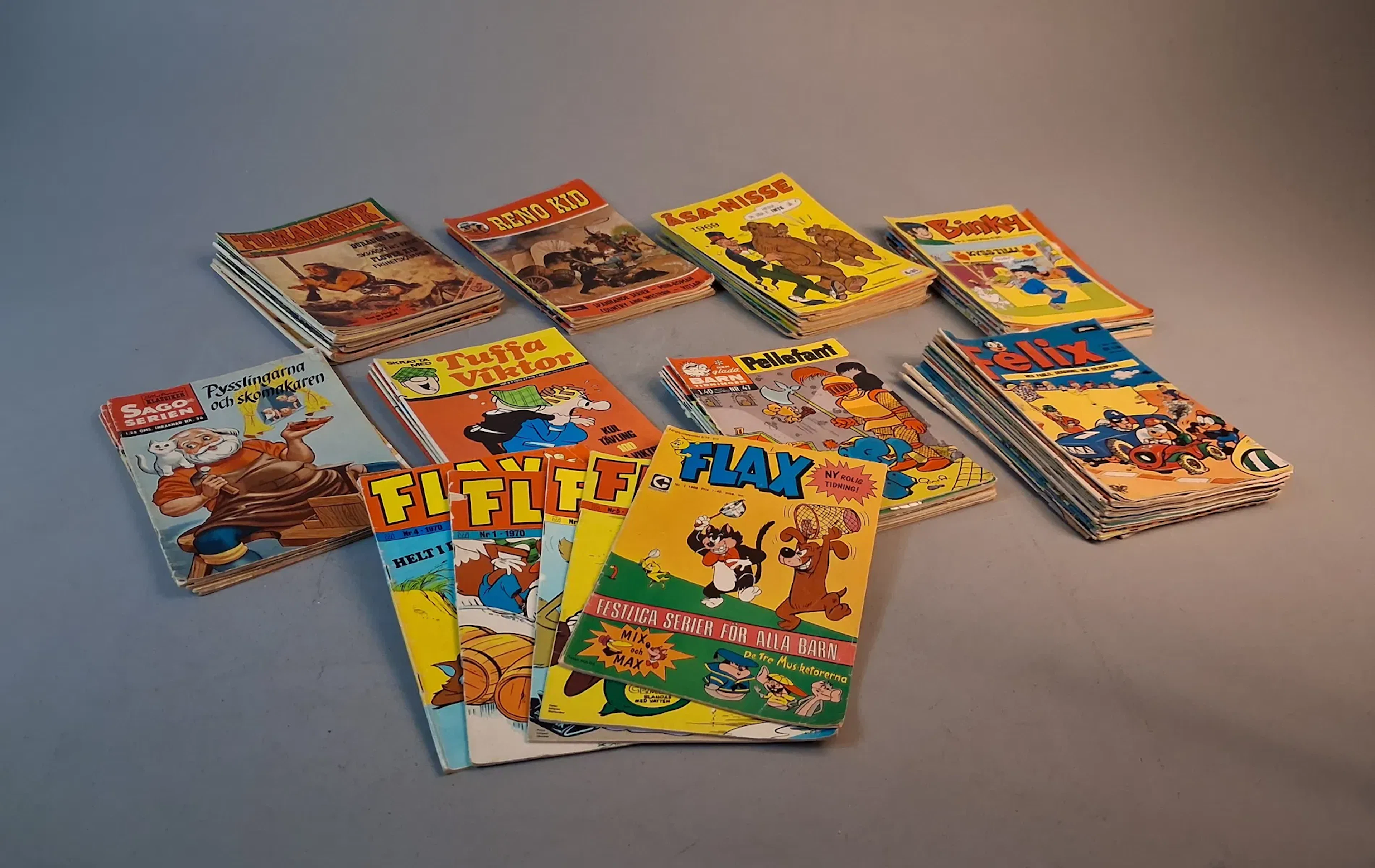 Diverse serietidningar. Bl.a Flax, Felix, Pellefant, Binky, Åsa-Nisse