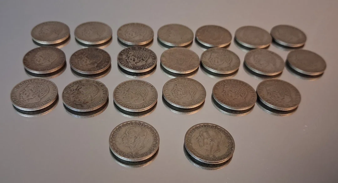 22 Stycken 1 Kronor. Silverhalt 40%, 153gram.