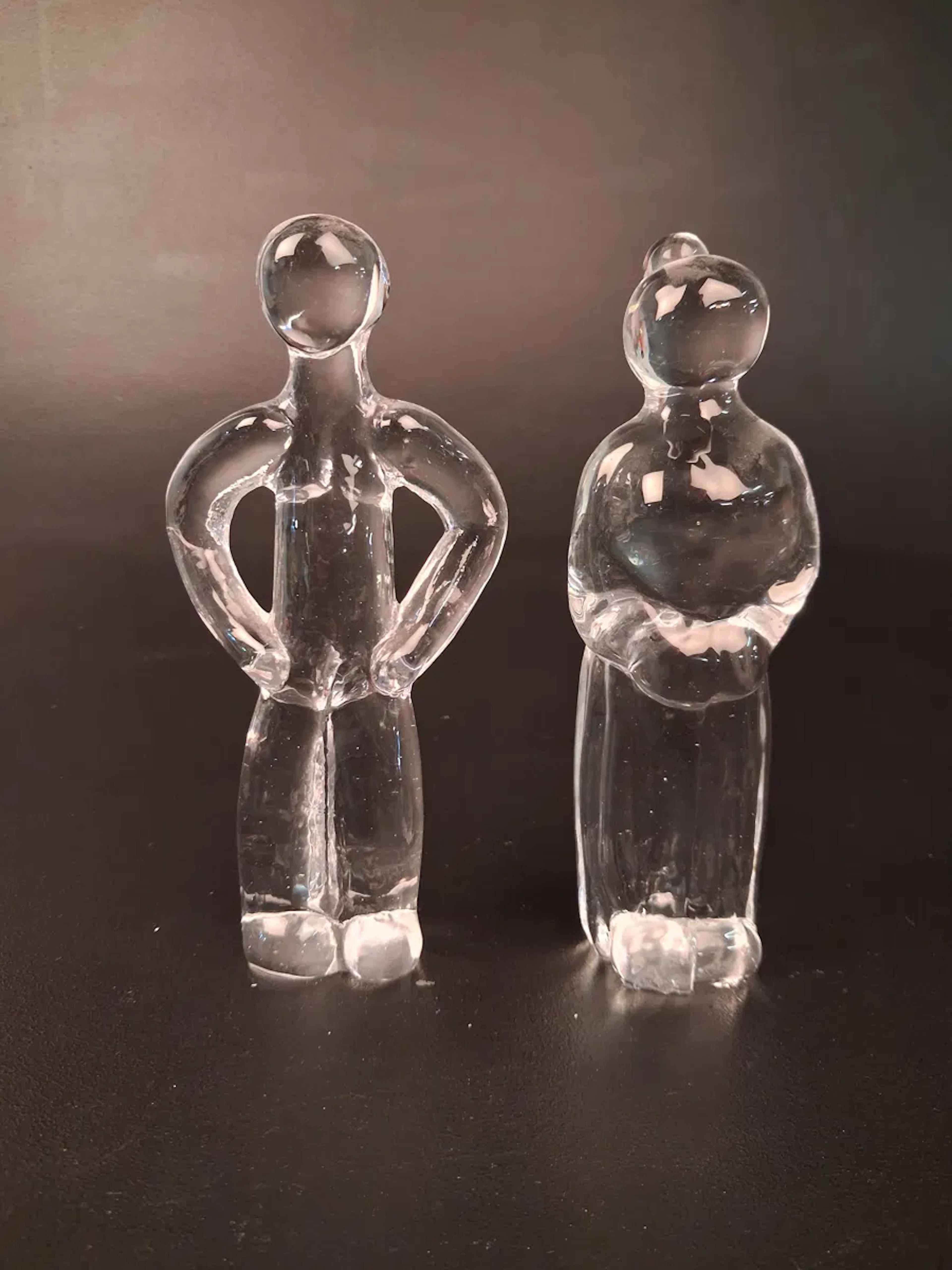 2 Glas figuriner, Reijmyre. Man & Kvinna.