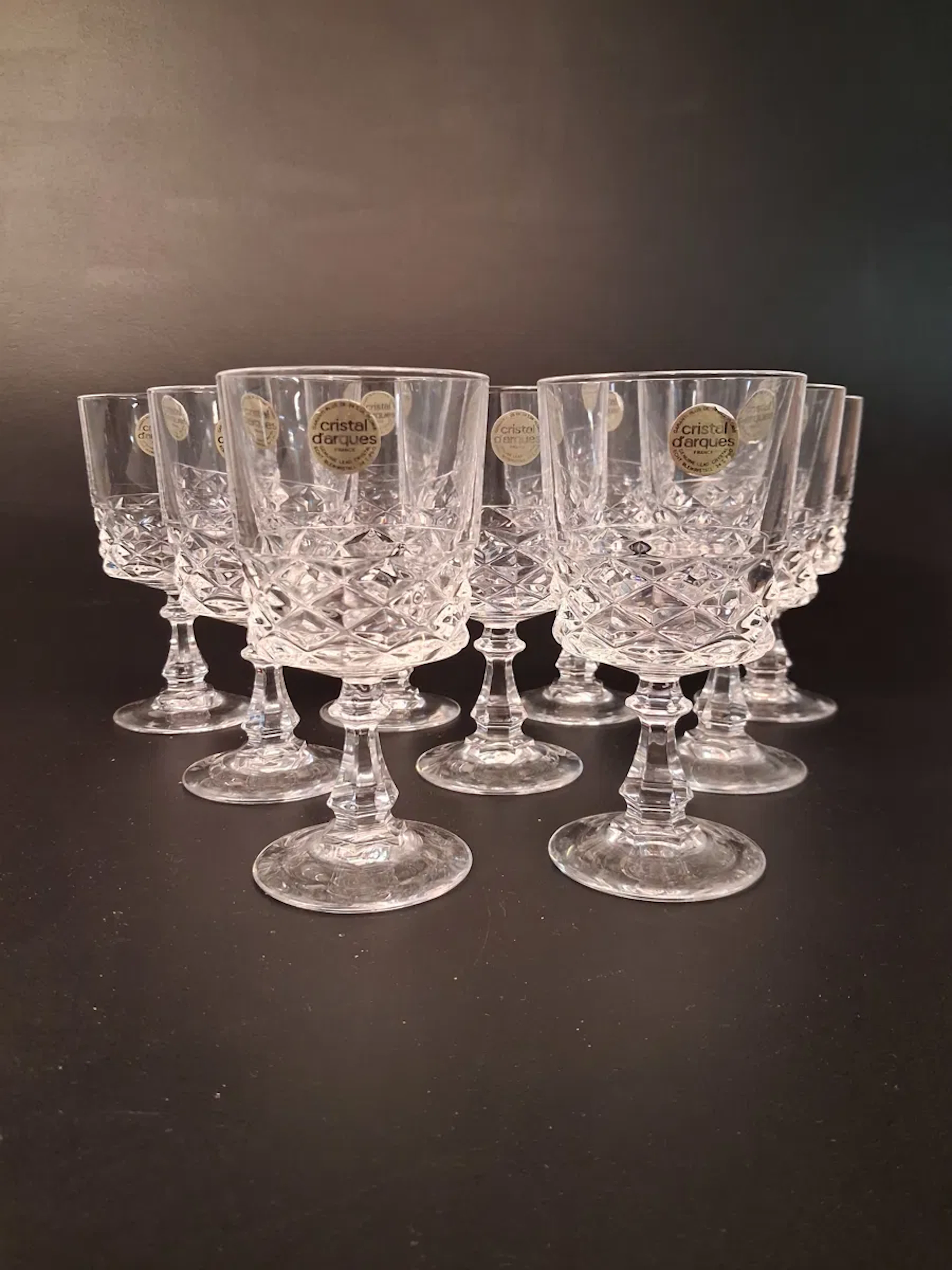 9 Vinglas. "Diamond" Cristal d`Arques. Fransk.