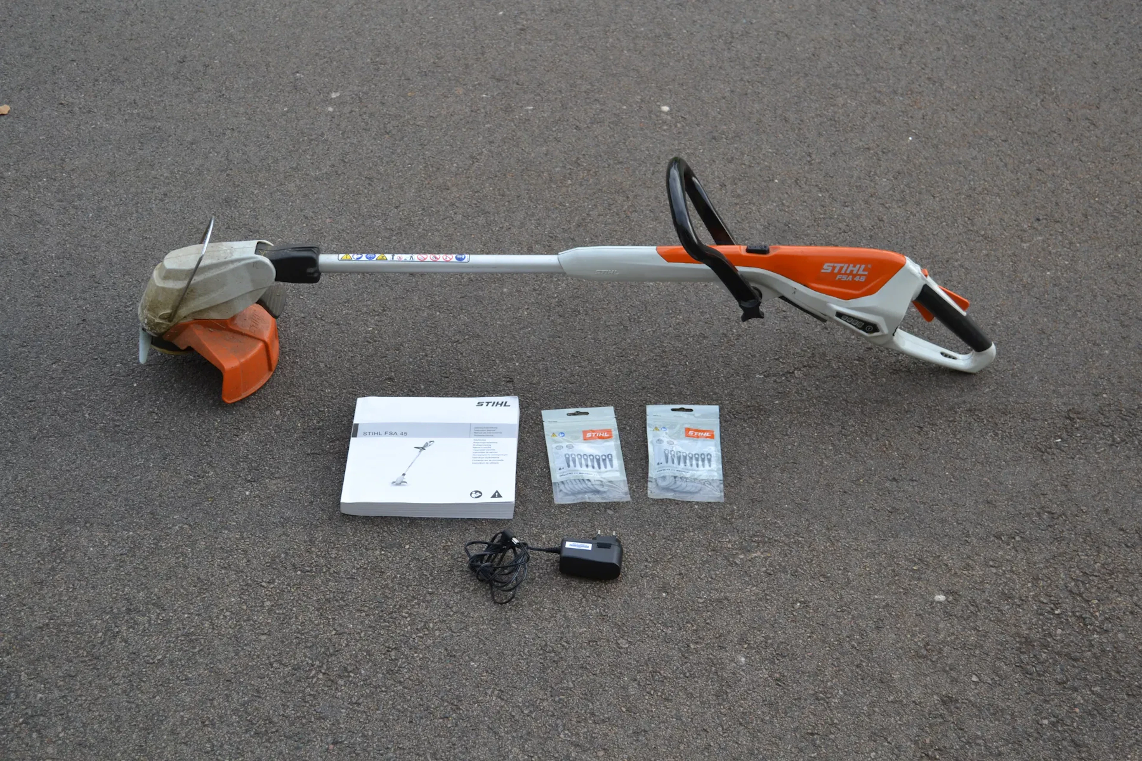 Batteridriven grästrimmer. Stihl FSA 45.