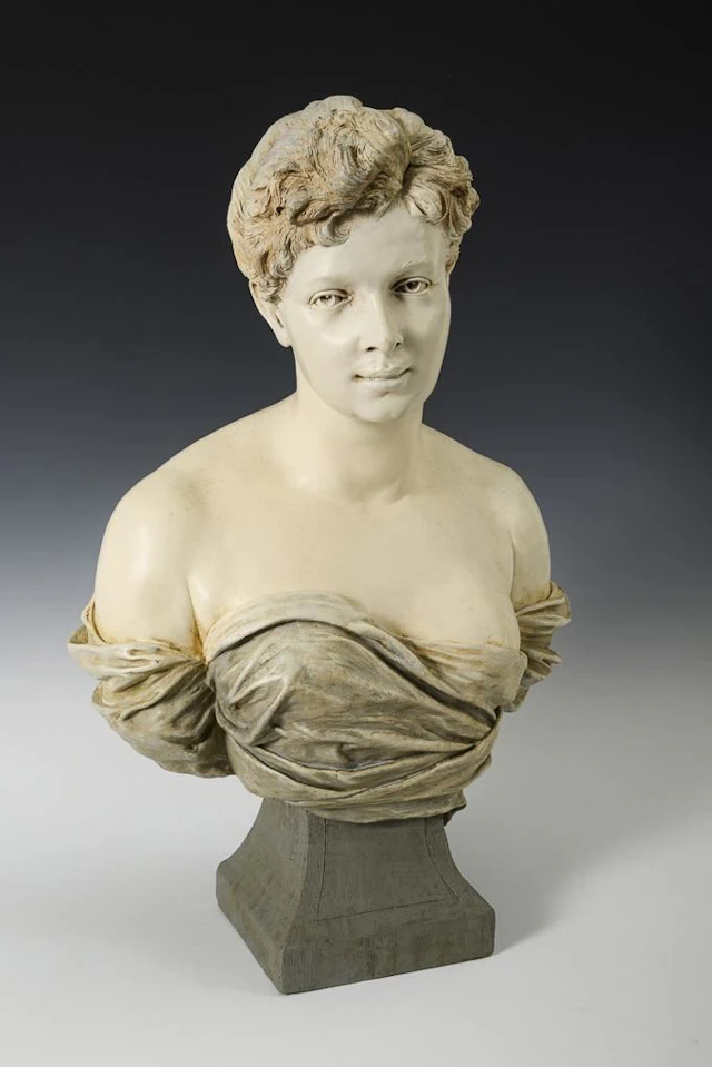 Bust of a Lady. Vienna-based manufacturer Friedrich Goldscheider.