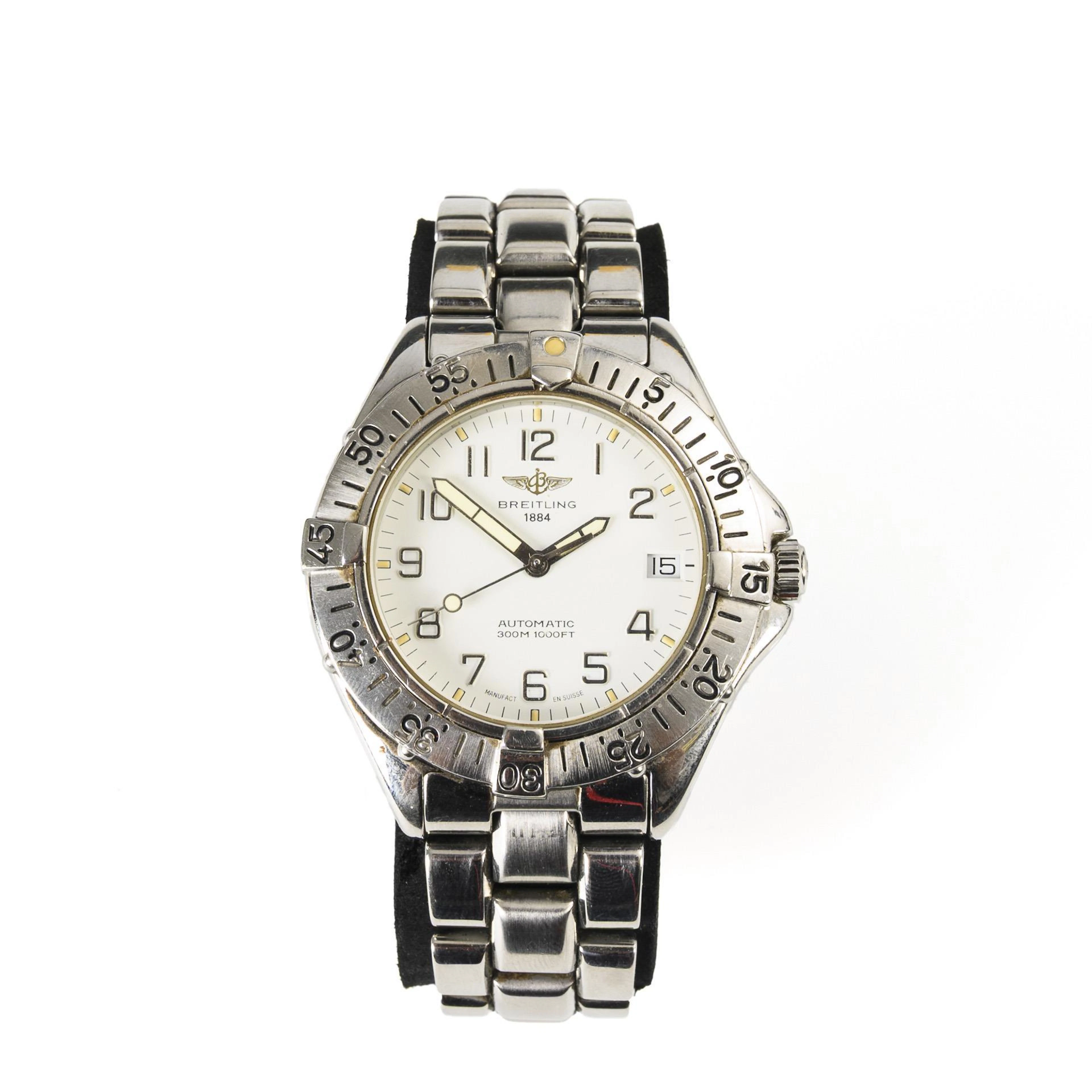 Automatic men's wristwatch from the "Colt" collection. Breitling.