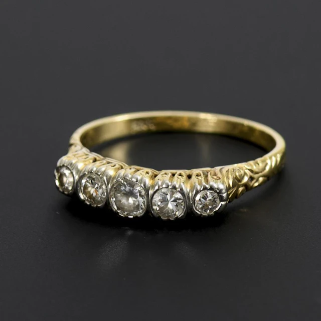 Antique Ring with Diamonds.