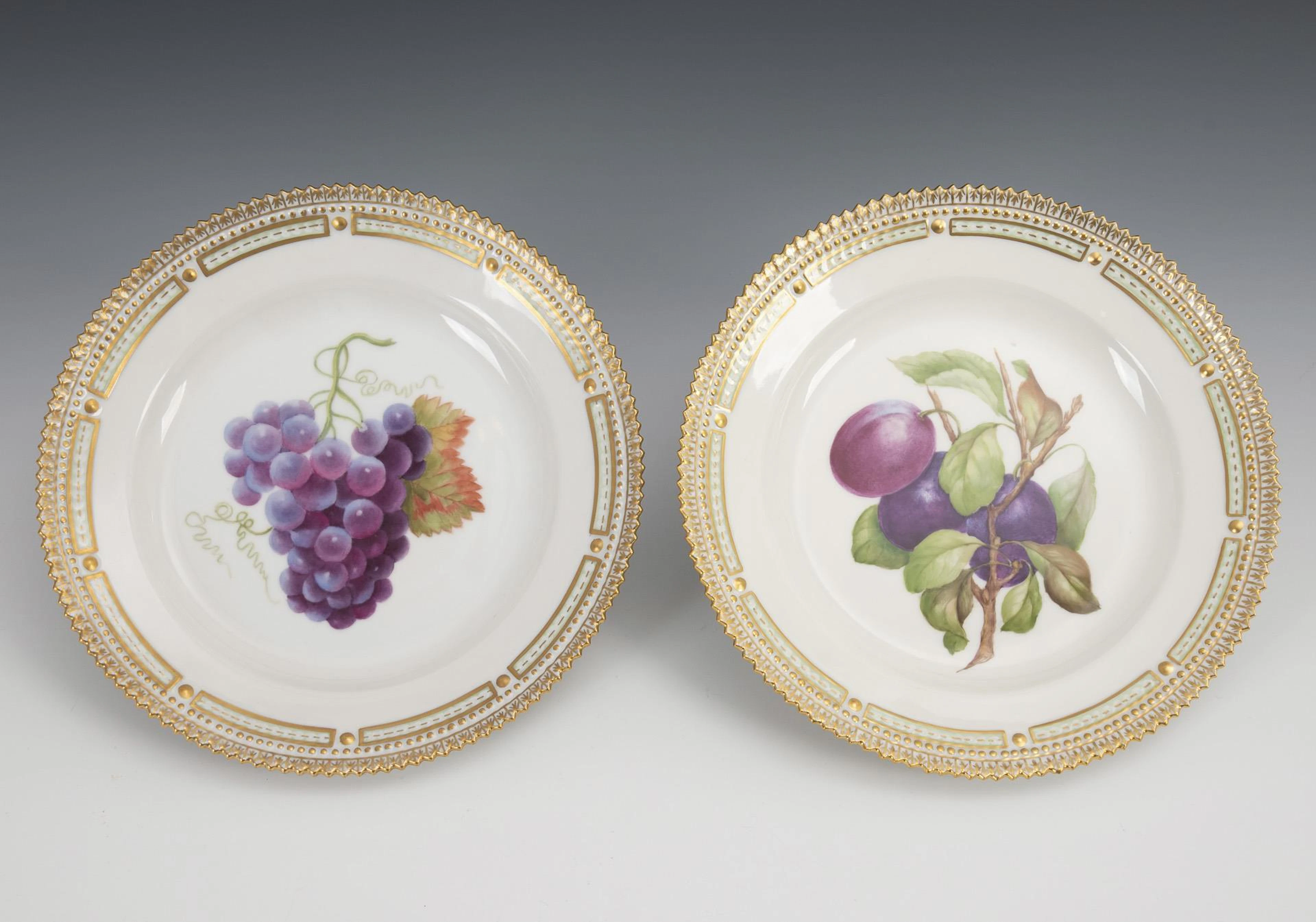2 fruit plates "Flora Danica". Royal Copenhagen.