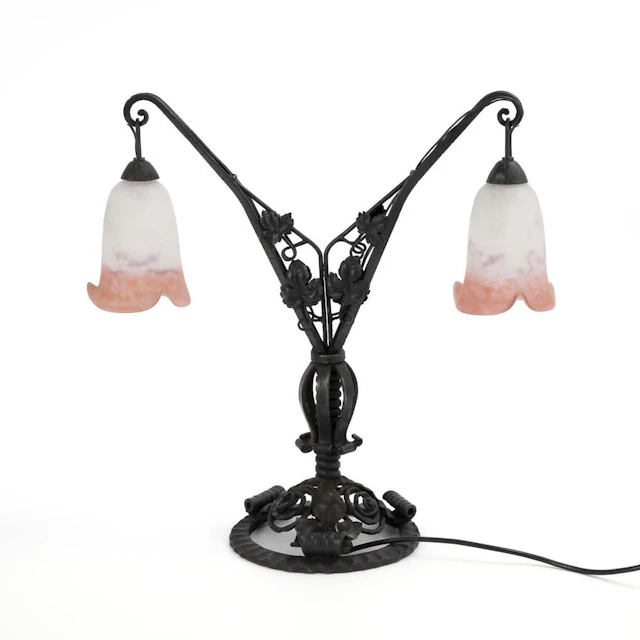 Art Deco table lamp. Degué.