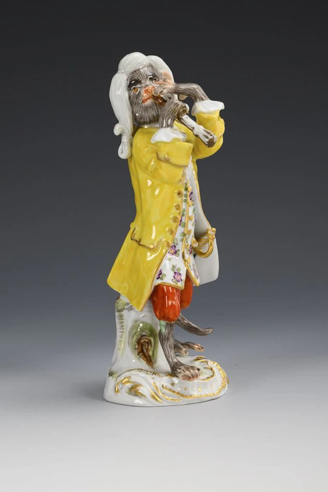 Monkey as a Clarinetist. Meissen.