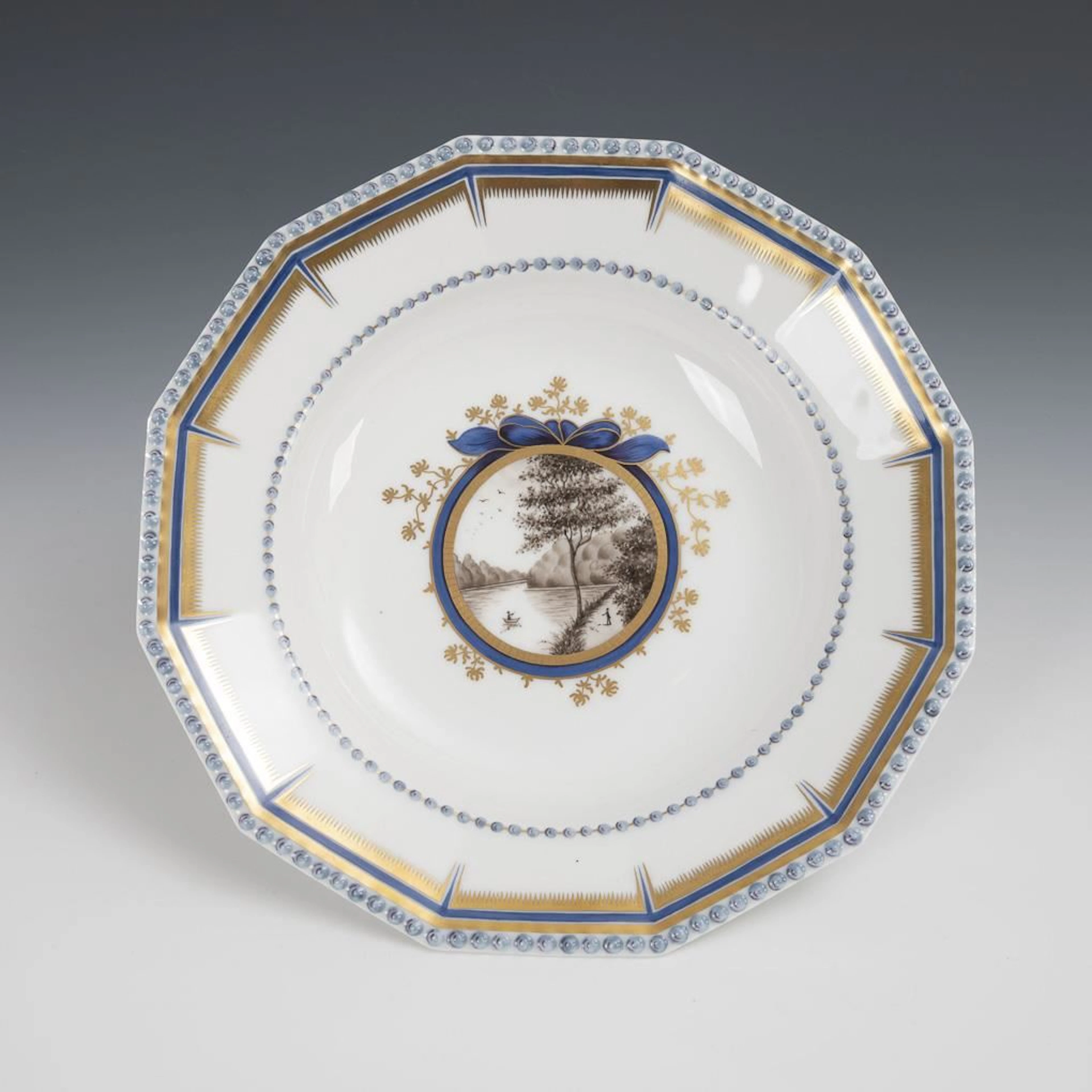 "Bavarian Royal Service" plate. Nymphenburg.
