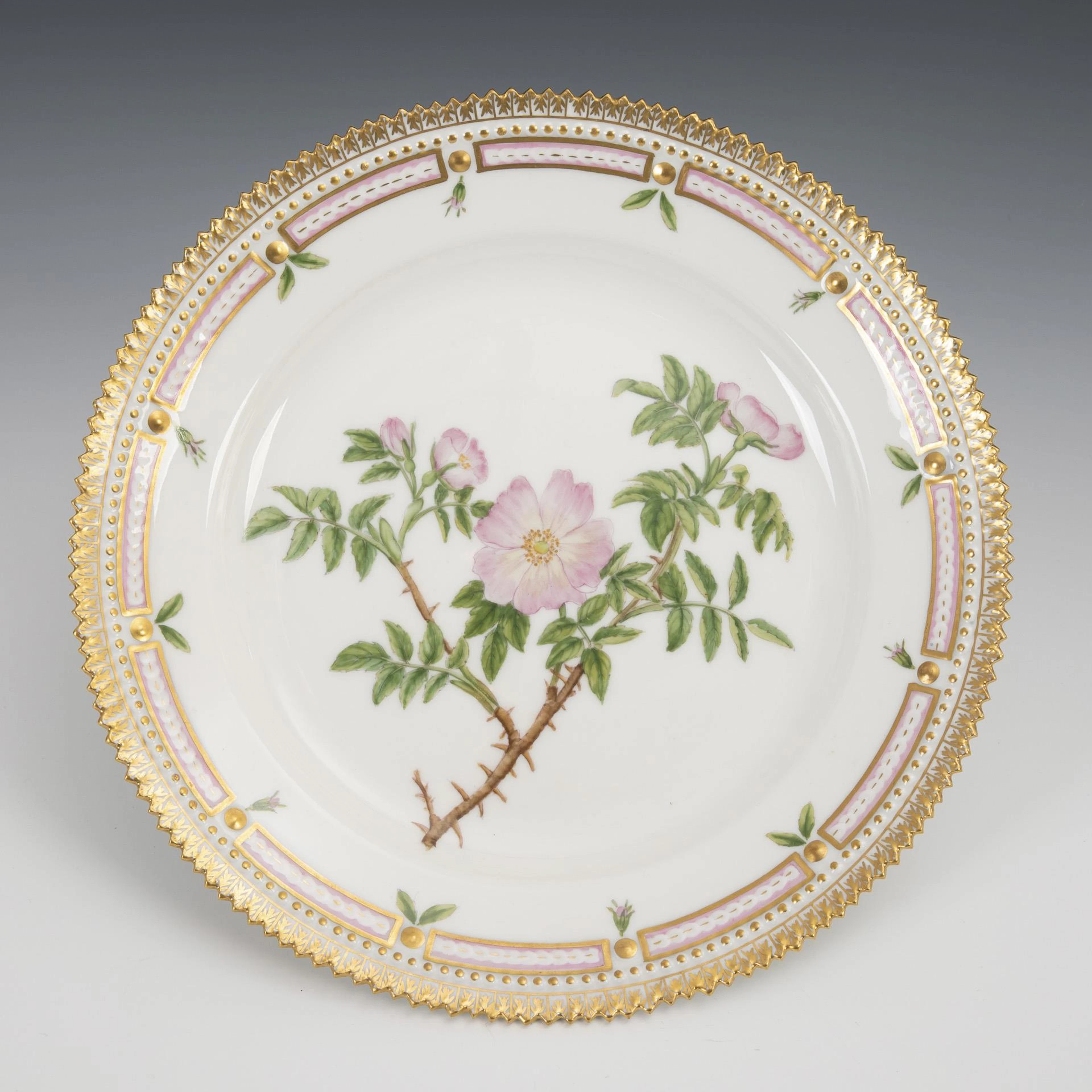 Plate "Flora Danica". Royal Copenhagen.