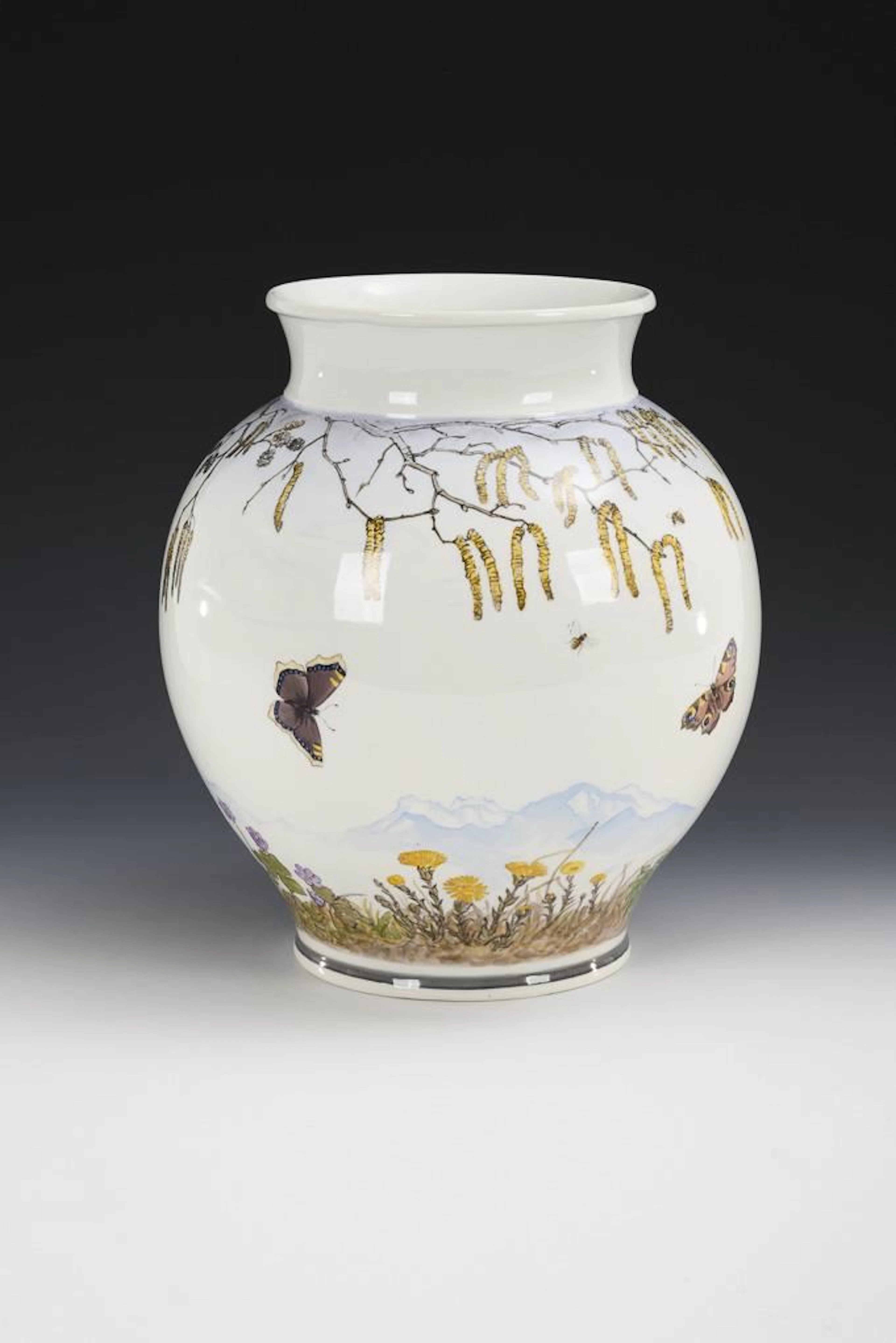 "Kampenwand" Vase. Nymphenburg.