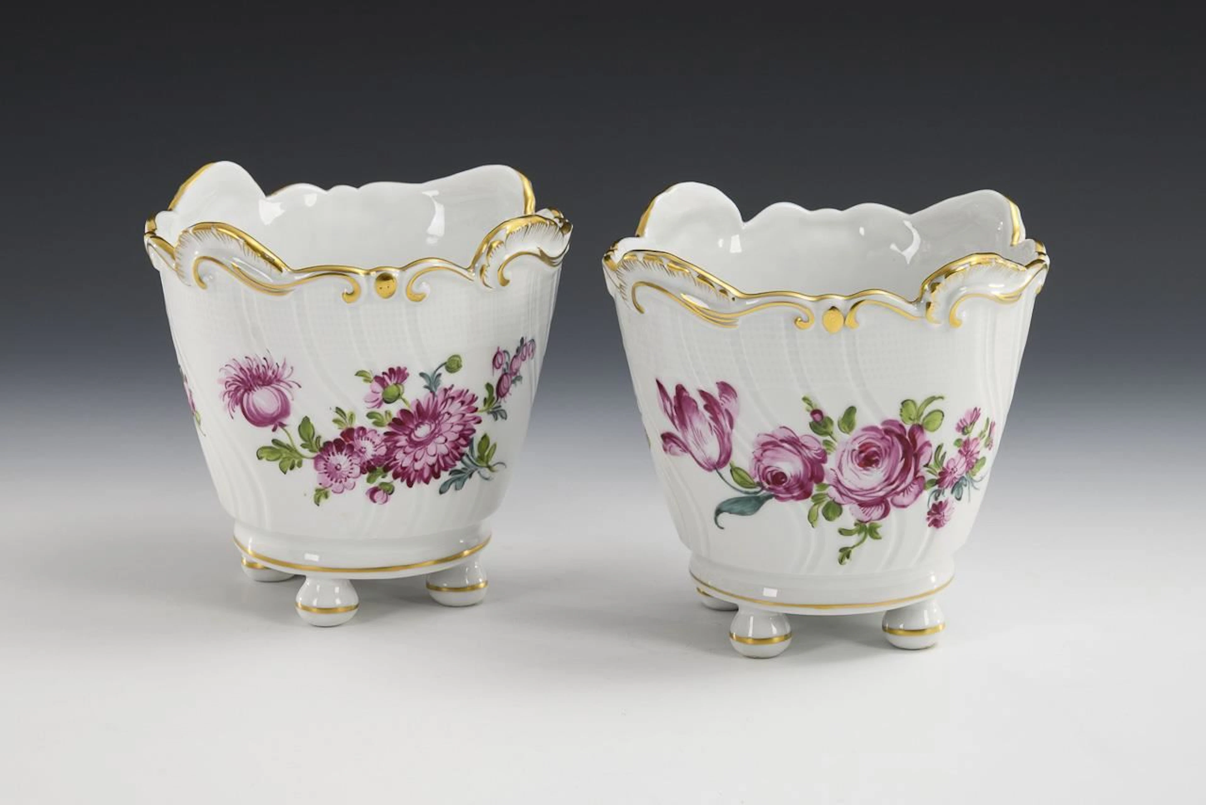 2 cachepots with floral designs. Potschappel.