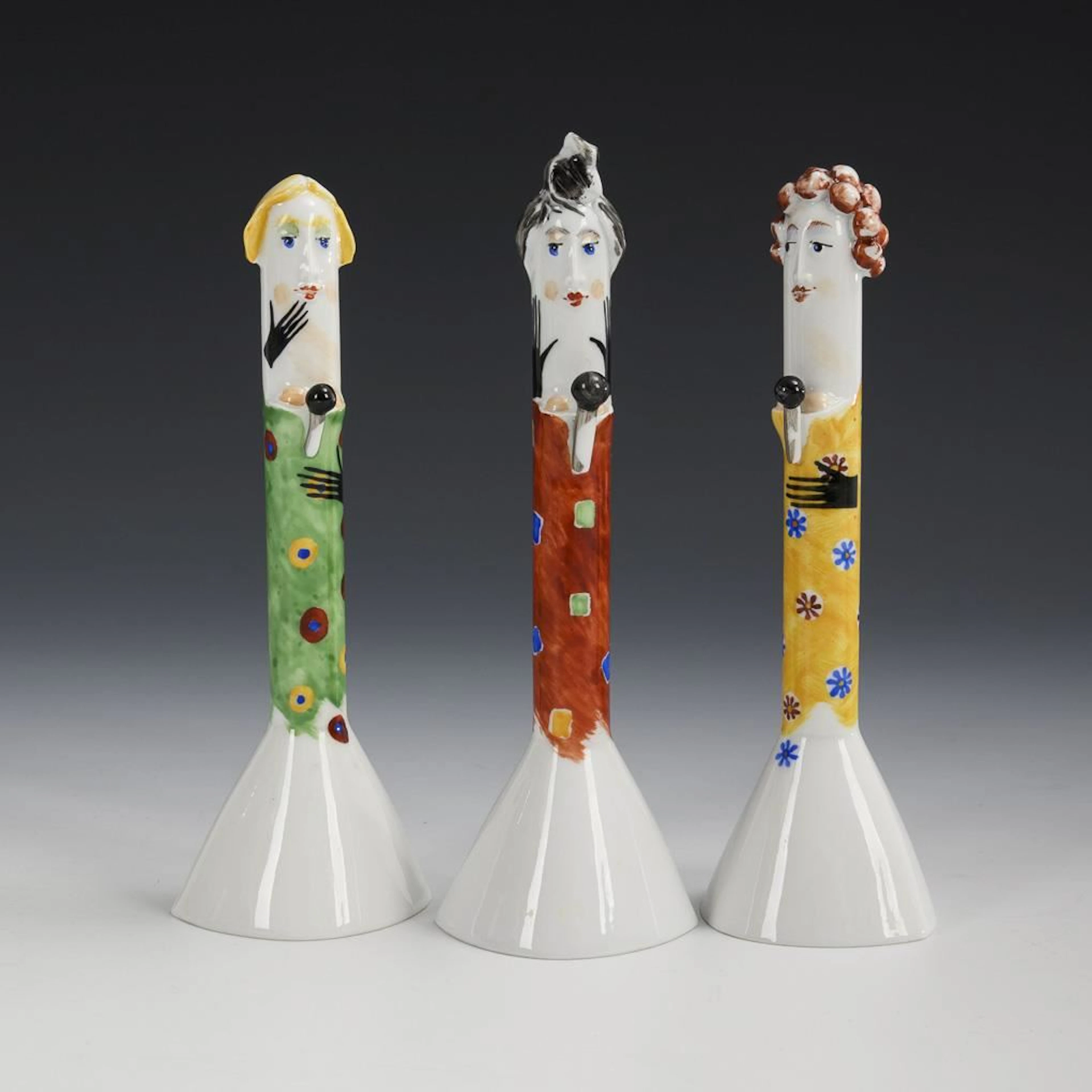 3 female singers. Meissen.