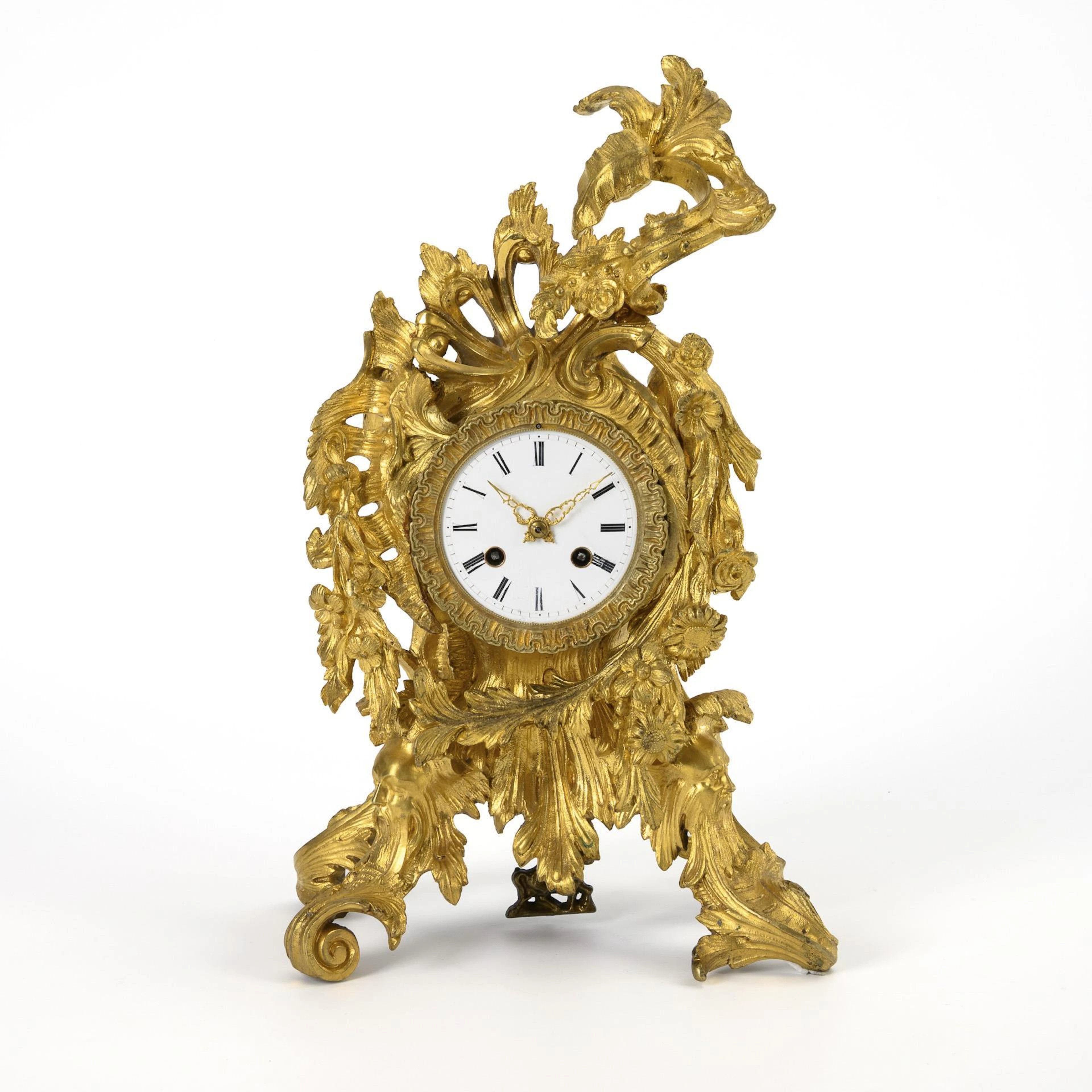 Neoroco bronze pendule.