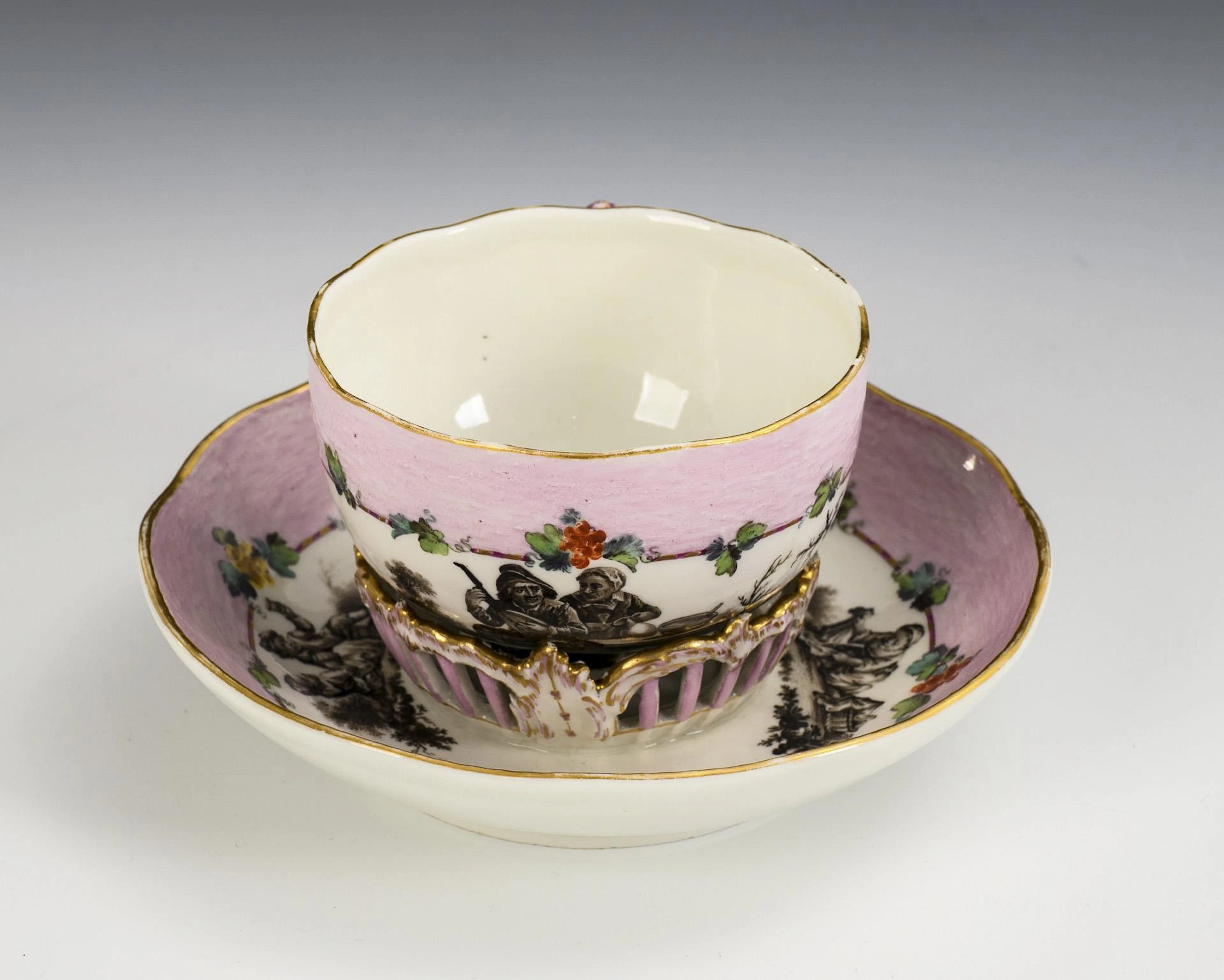 Cup with Trembleuse saucer. KPM Berlin.