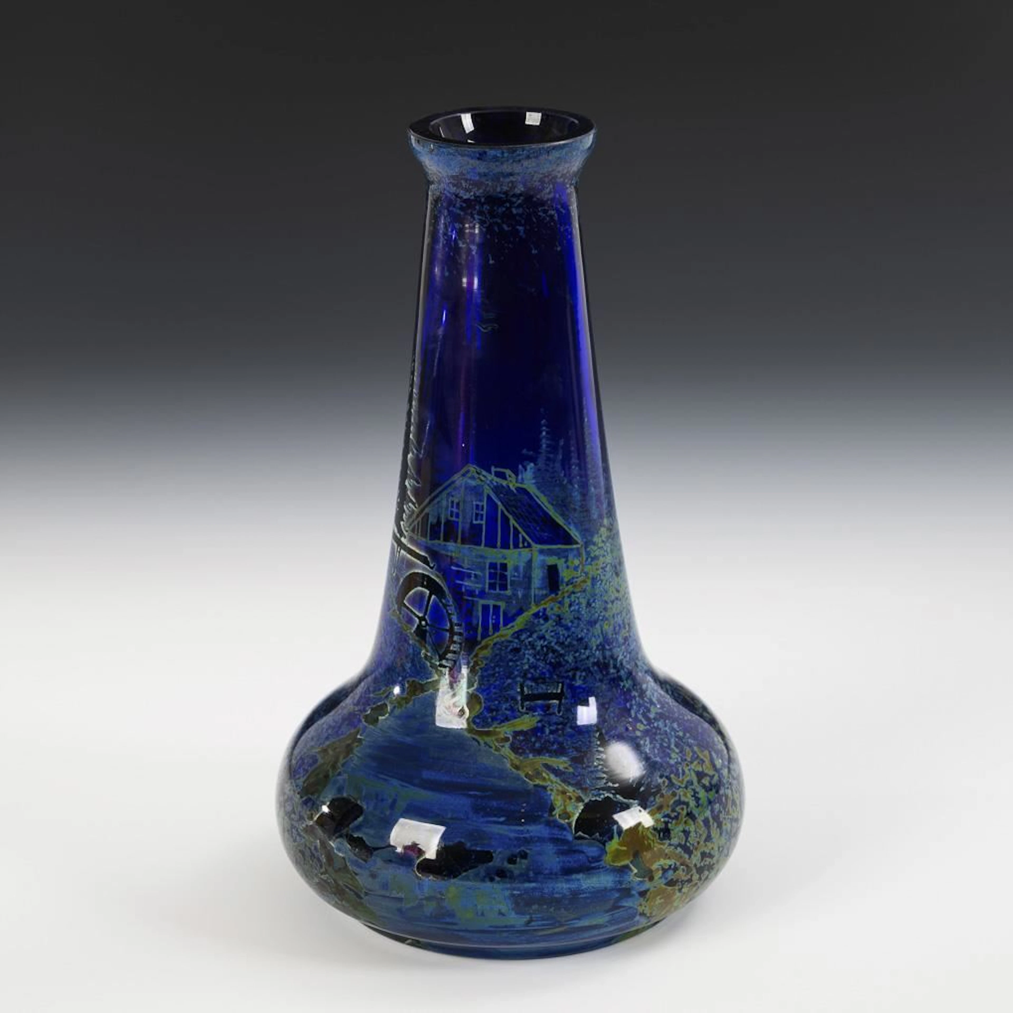 Art Nouveau vase. Beyermann & Co., Haida.