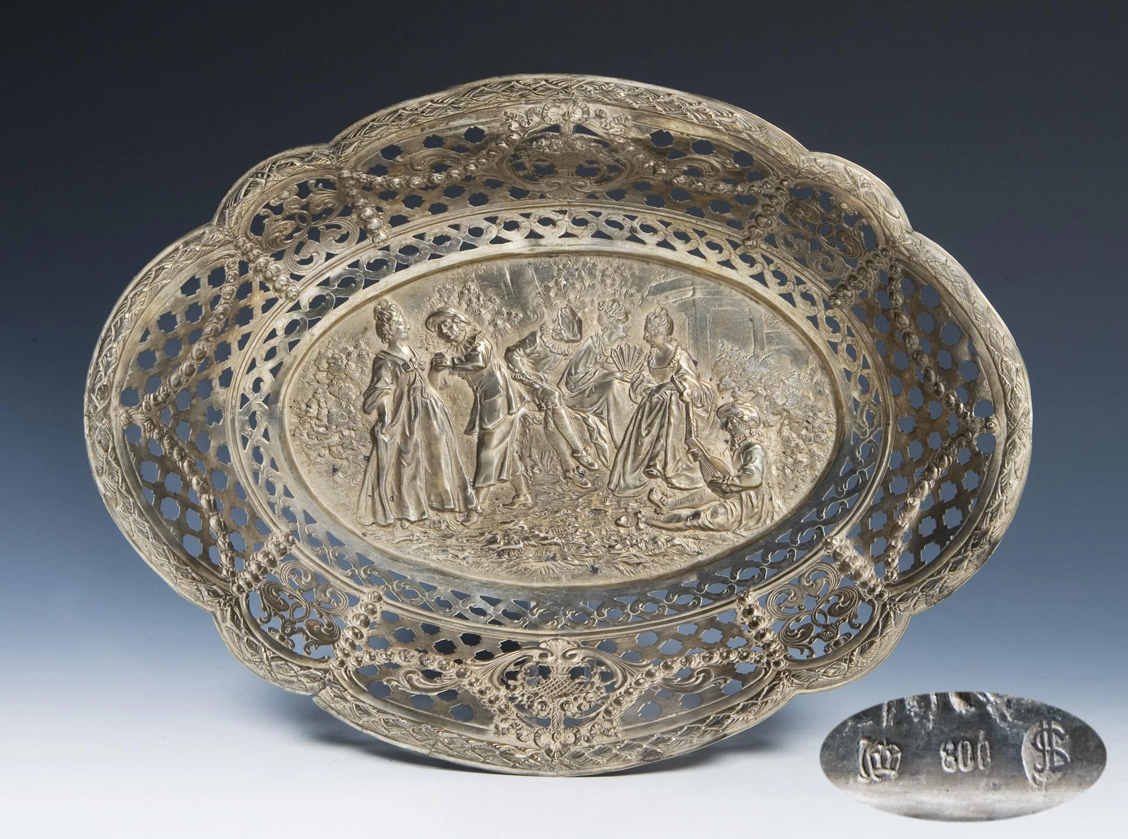 Silver basket. Jean Louis Schlingloff, Hanau.