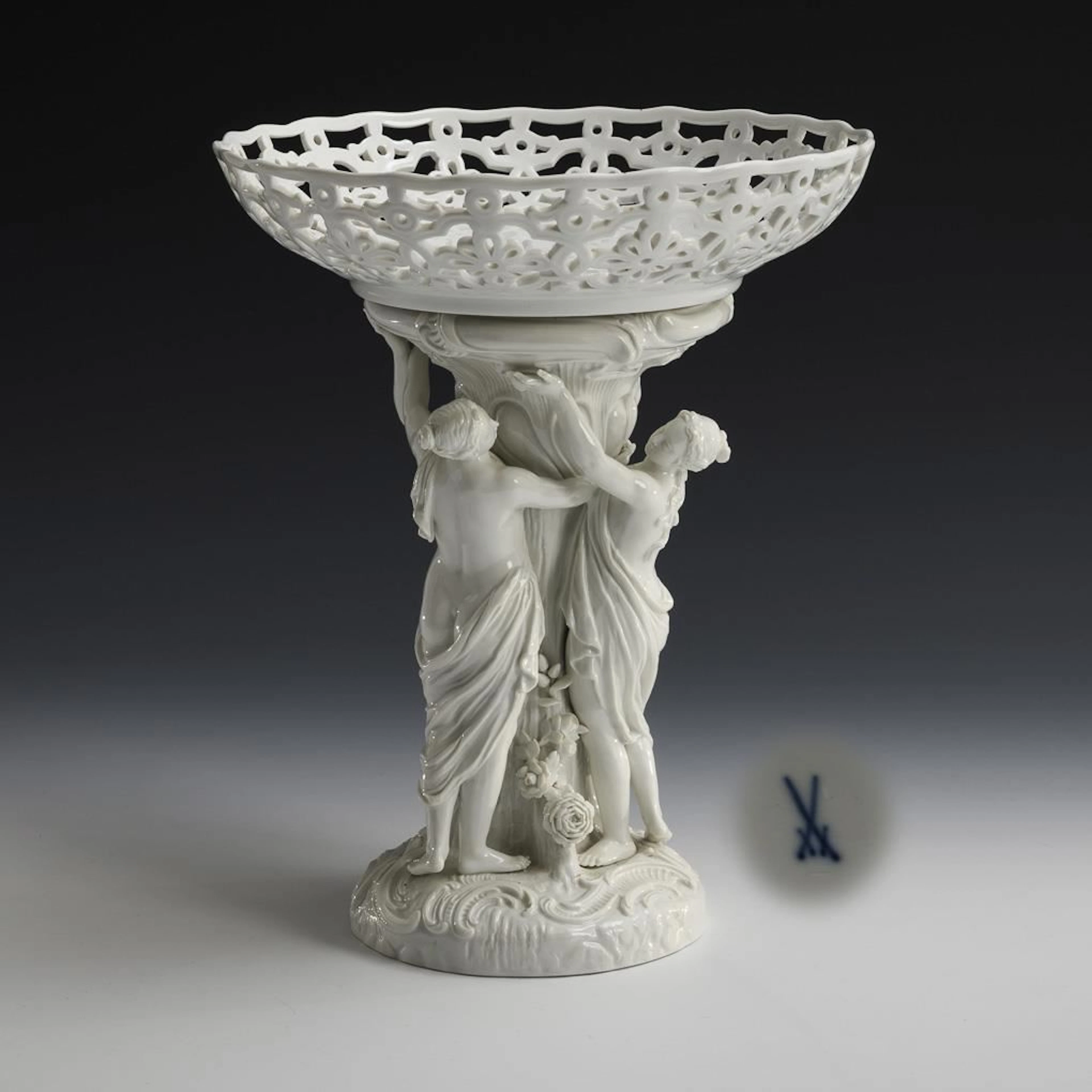 Table centerpiece "The Three Graces". Meissen.