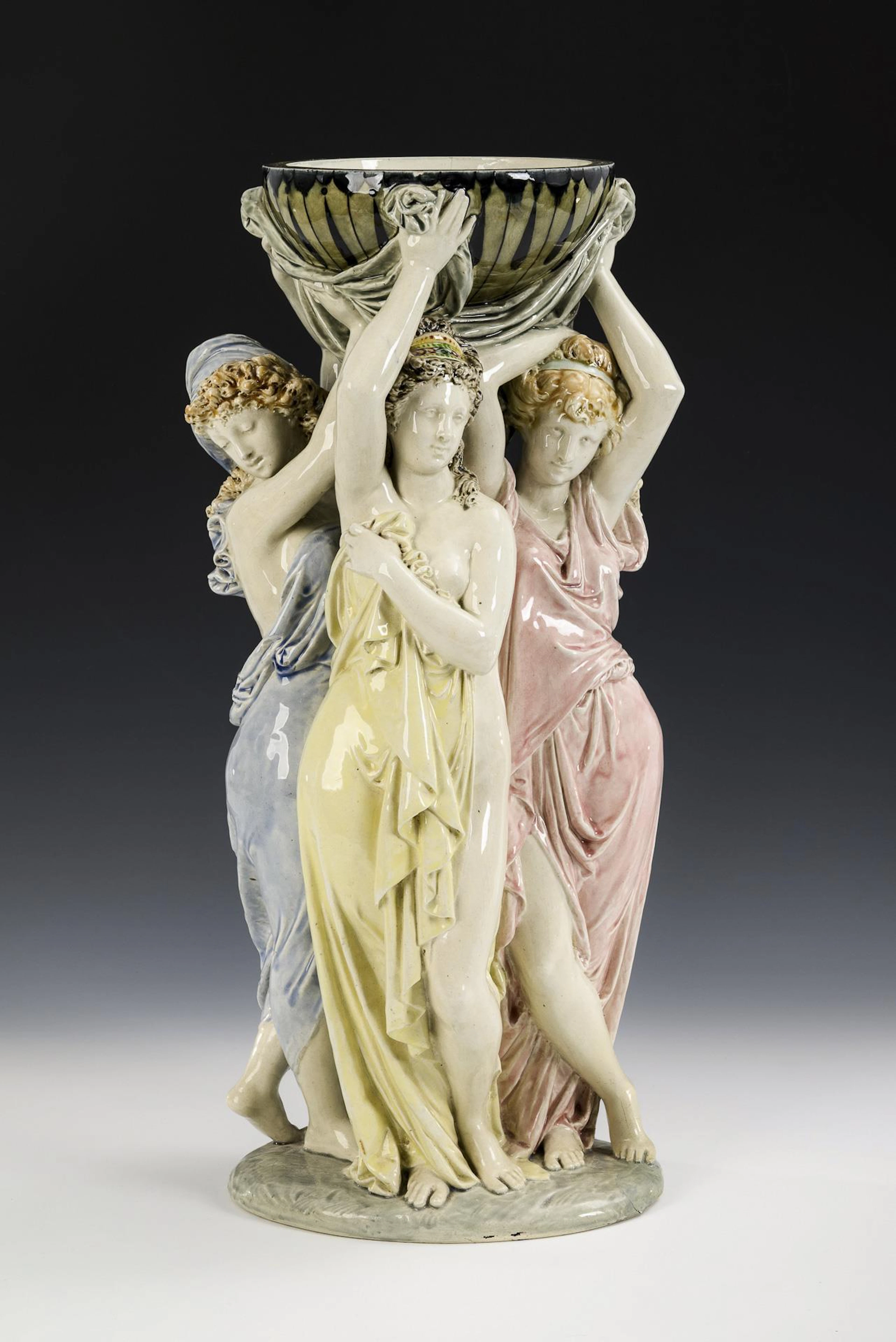 Neoclassical group of figures "3 women carrying bowls" by Albert-Ernest