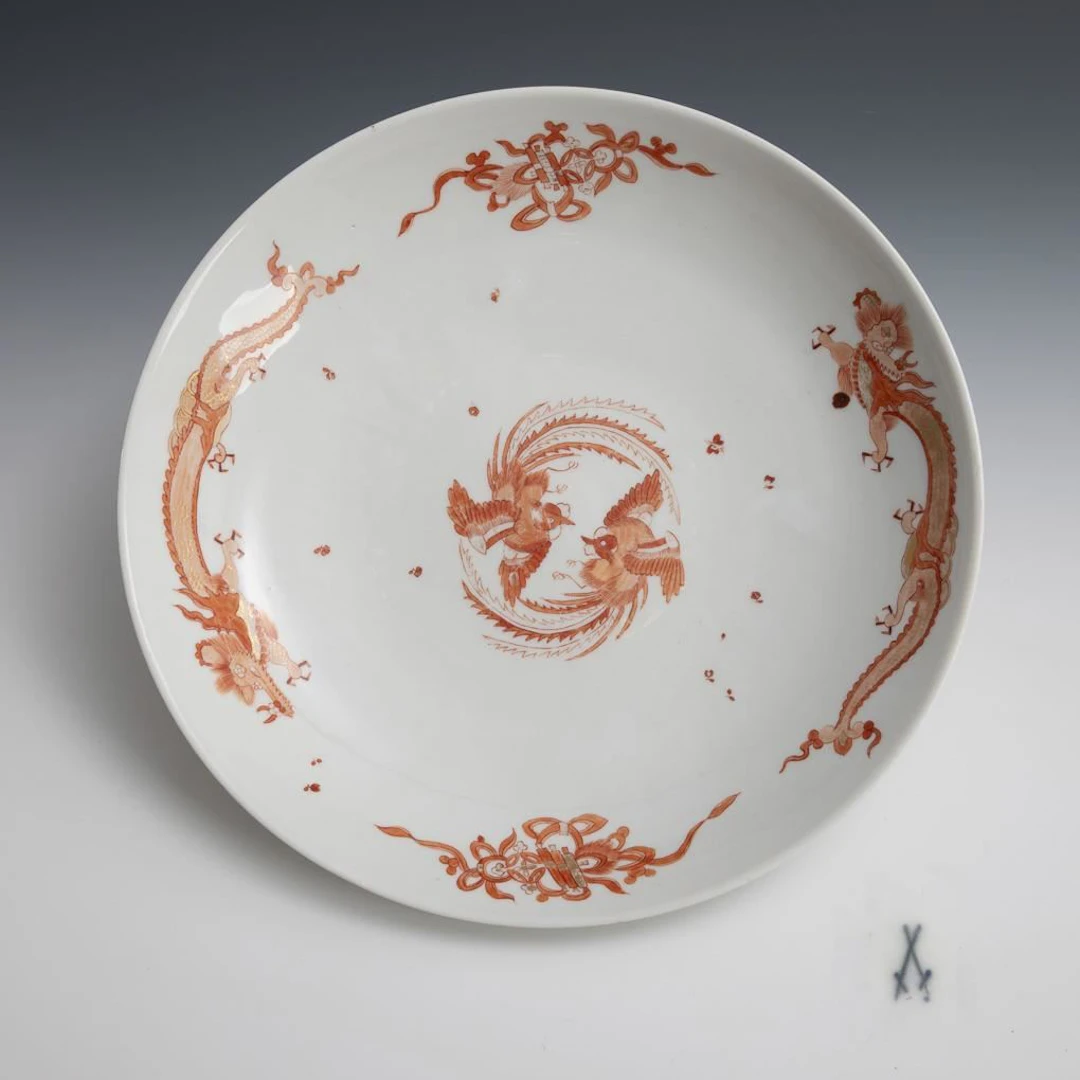 Baroque plate from the Royal Court Confectionery in Dresden. Meissen.