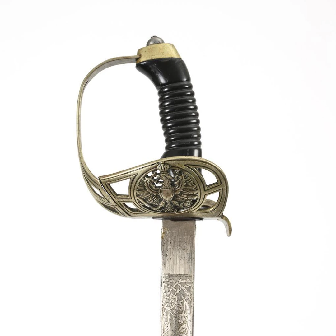 Sword in scabbard: "2nd Hanoverian Dragoon Regiment, No. 16".