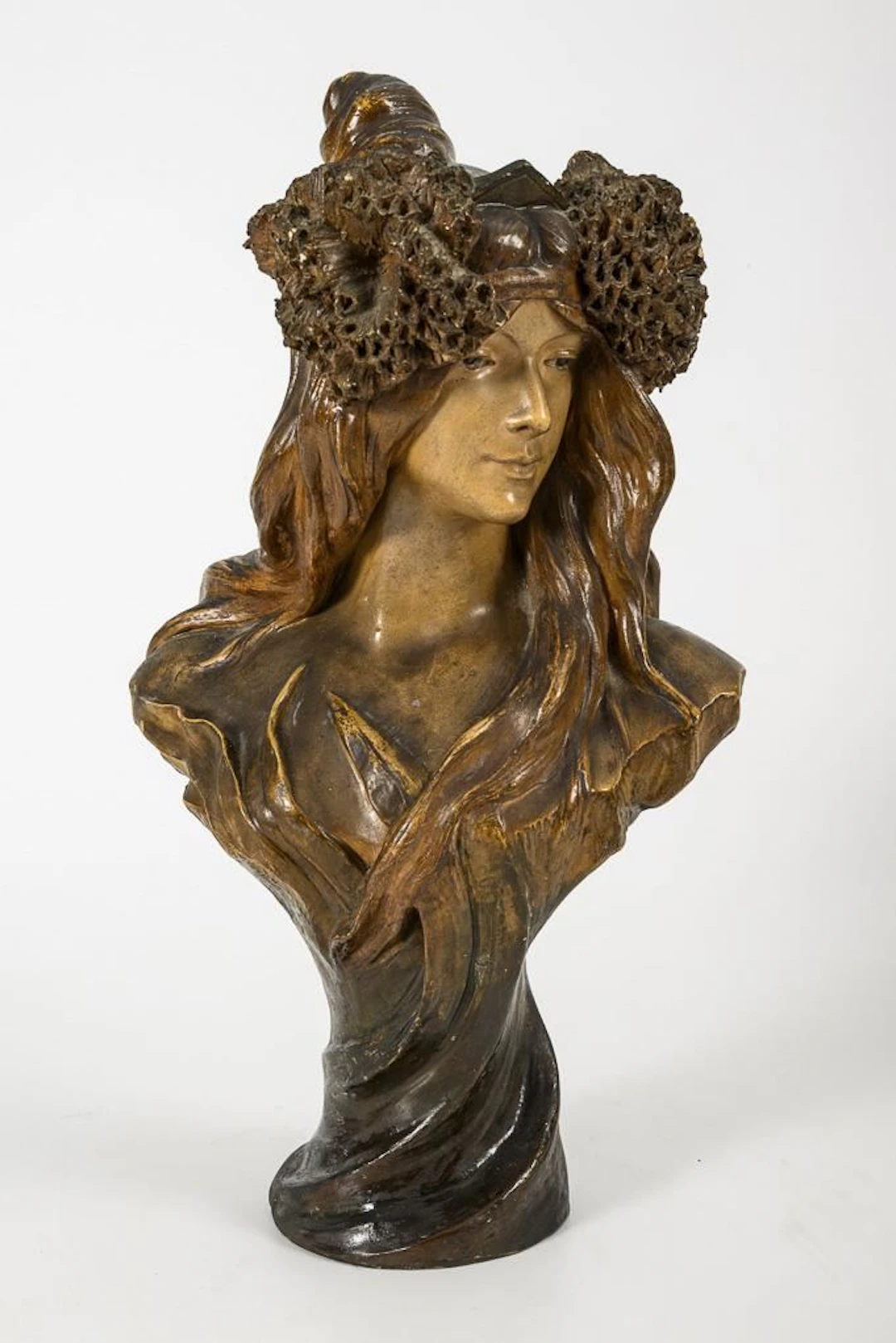 "Athenais" Bust. Vienna-based manufacturer Friedrich Goldscheider.