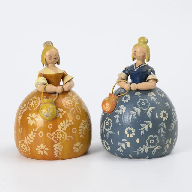 2 Knauldamen. Wendt & Kühn, Grünhainichen.