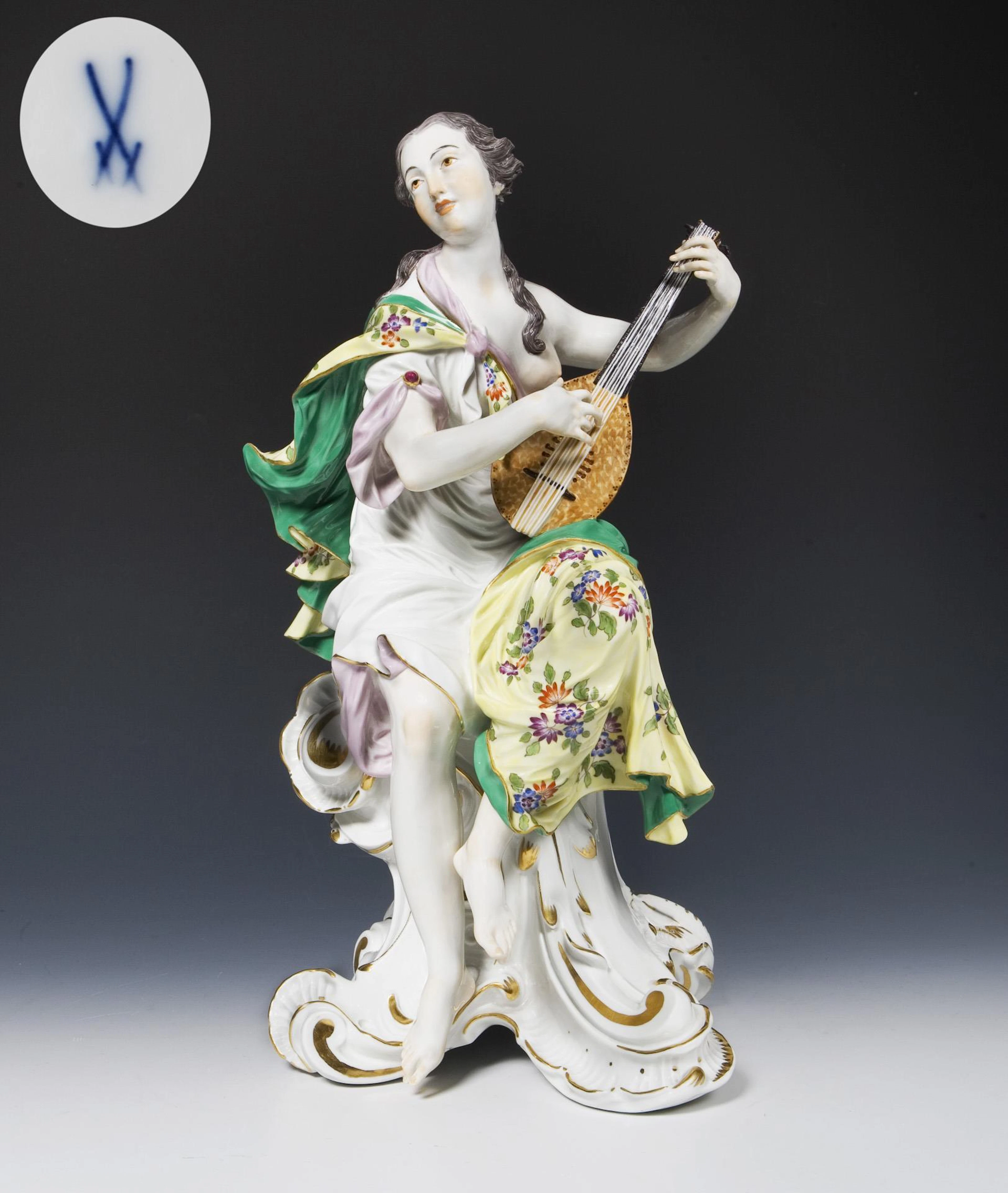 Great figure: Polyhymnia. Meissen.