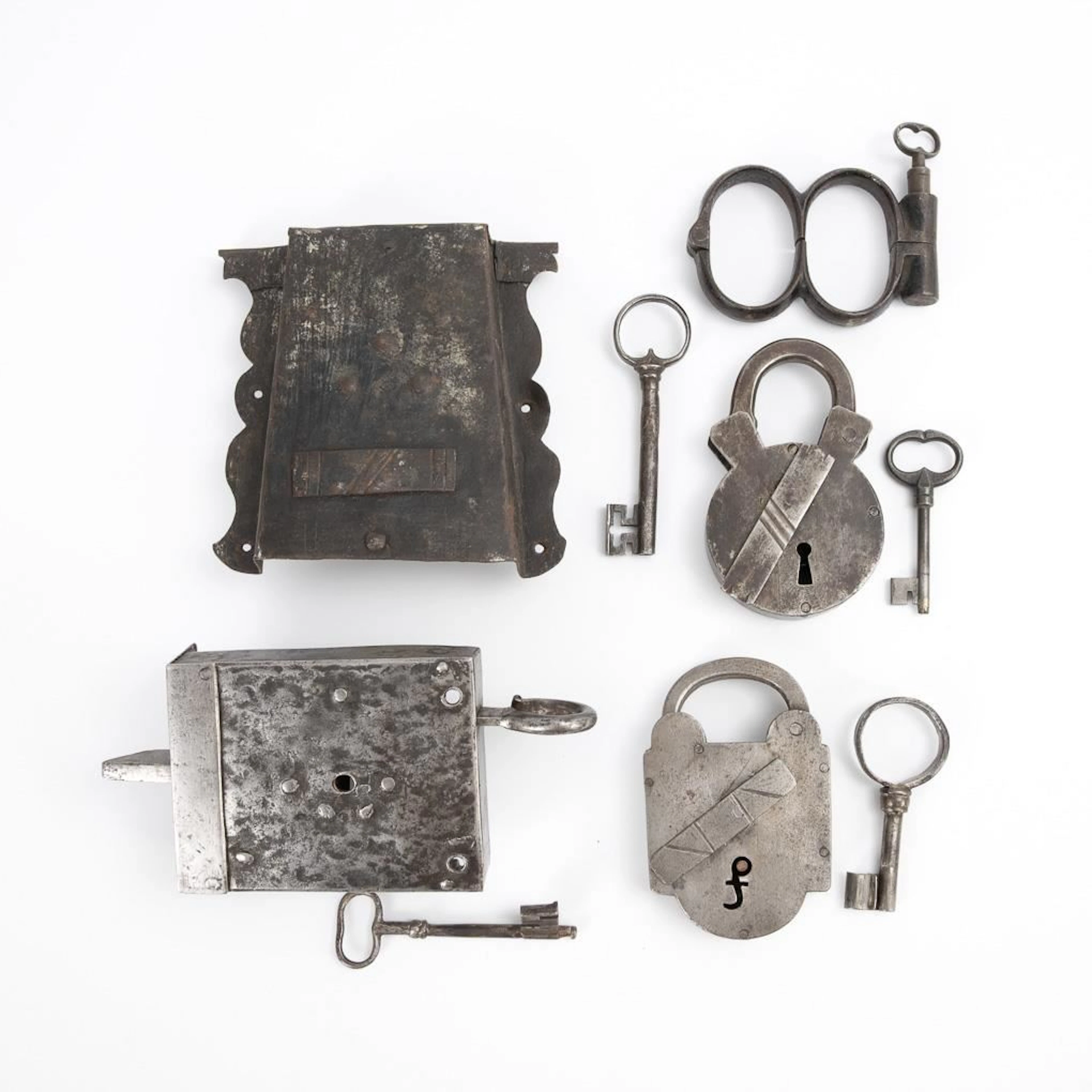 Set of five old locks.
