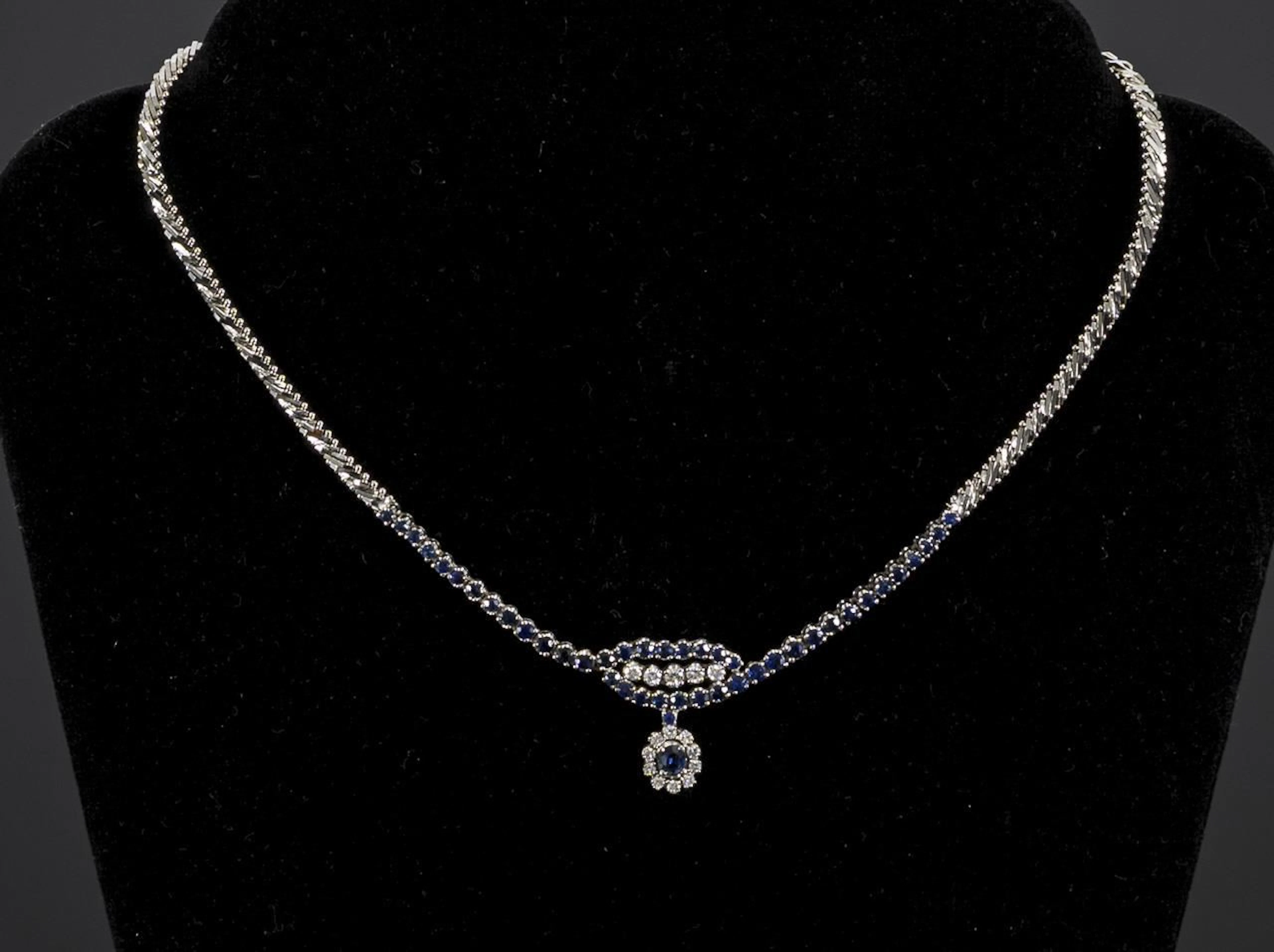 Necklace with sapphires and brilliant-cut diamonds.