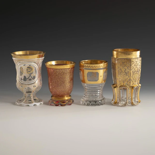 4 different beakers.
