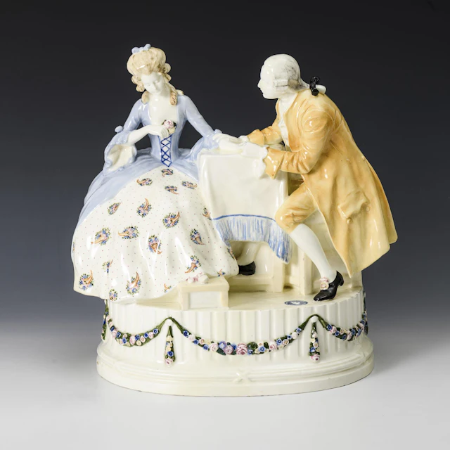 Art Nouveau figurine group "The Declaration of Love". Viennese manufactory