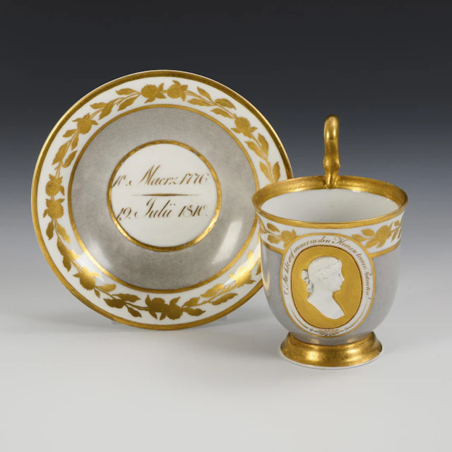 Portrait cup: Queen Luise. KPM Berlin.