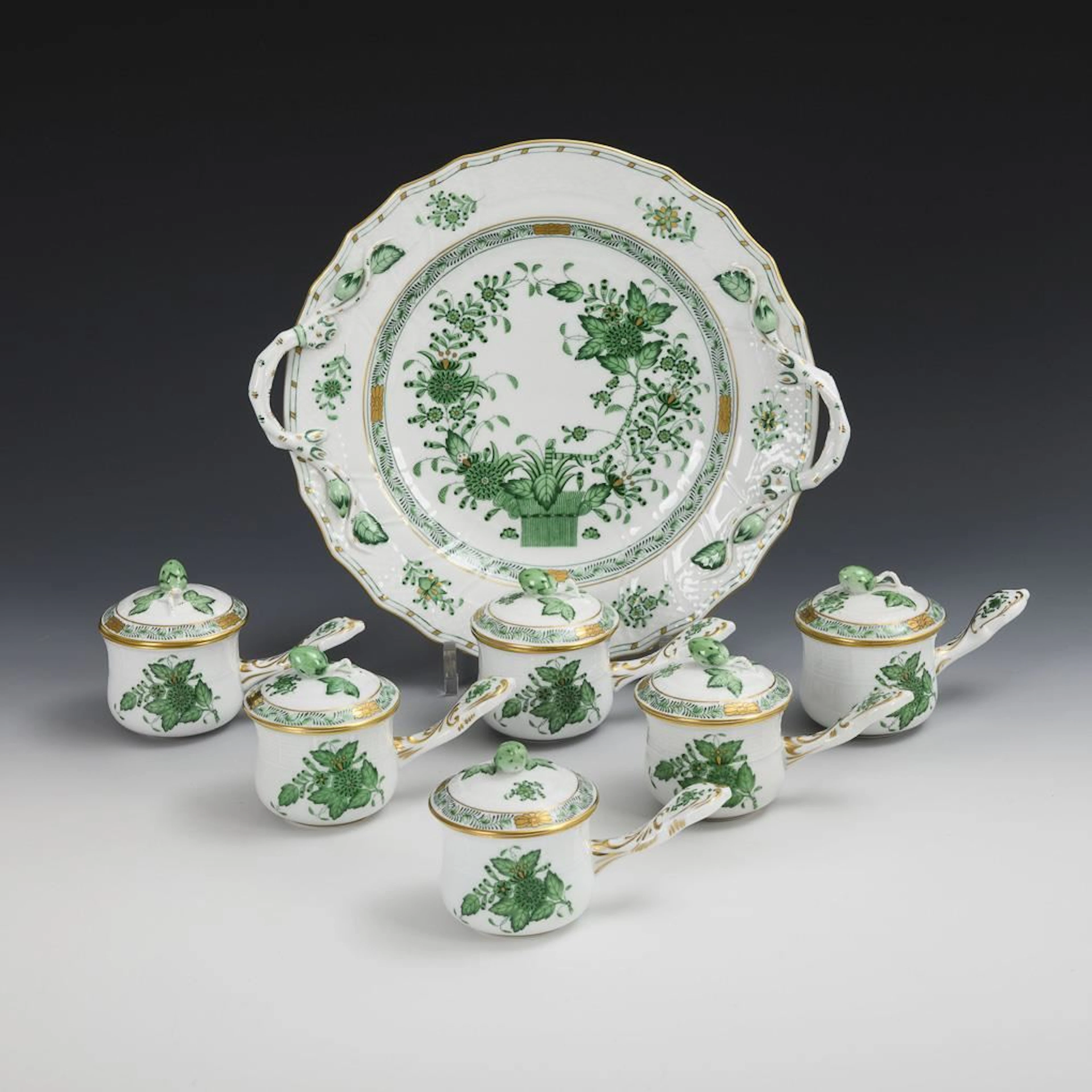 6 cream pots and 1 serving plate, "Apponyi green". Herend.