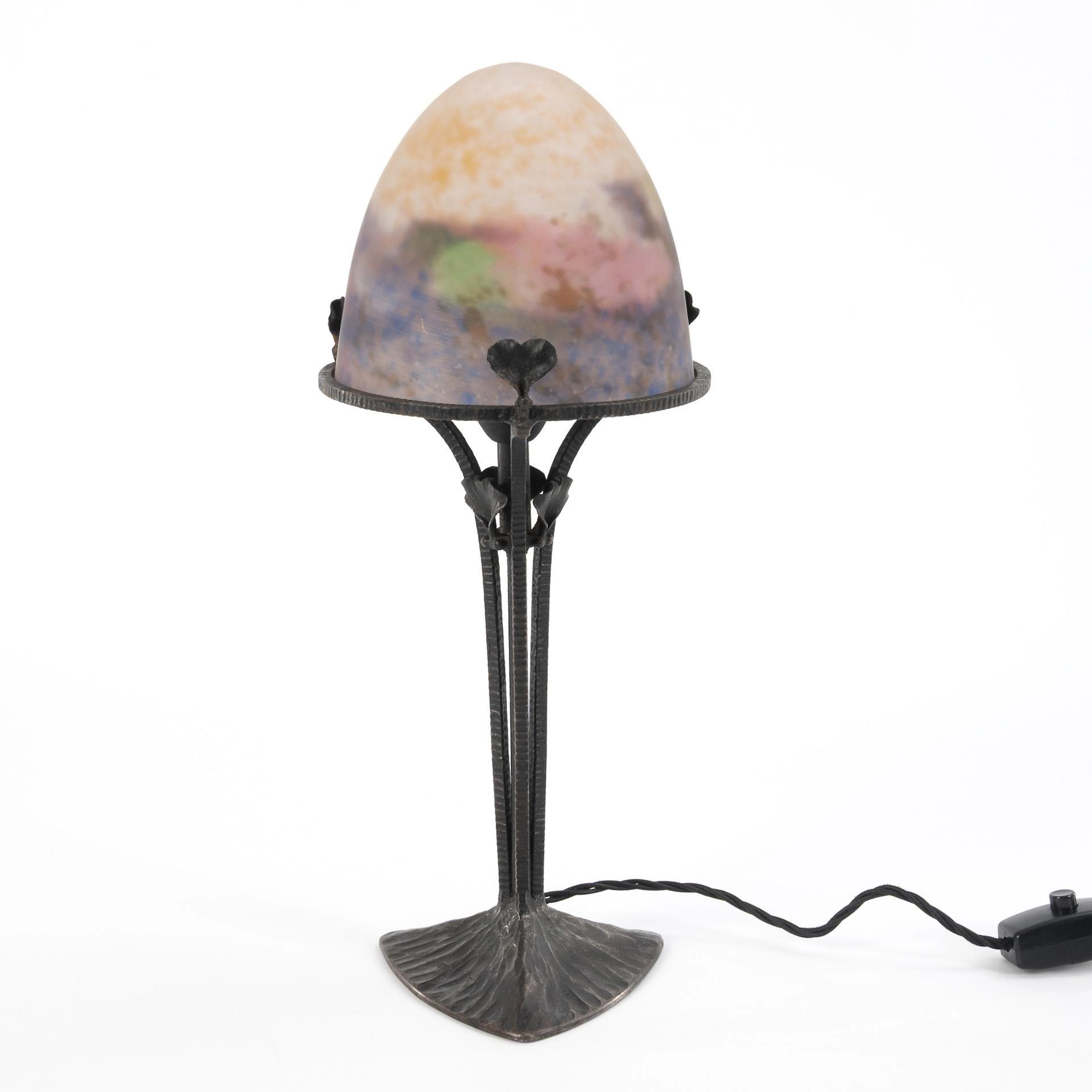 French table lamp. Lamp: Le Fer Forgé, shade: Muller Frères, Luneville.