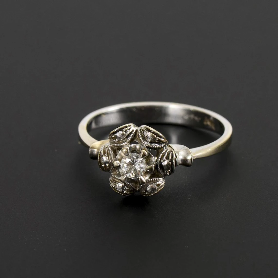 Historic-style flower ring.