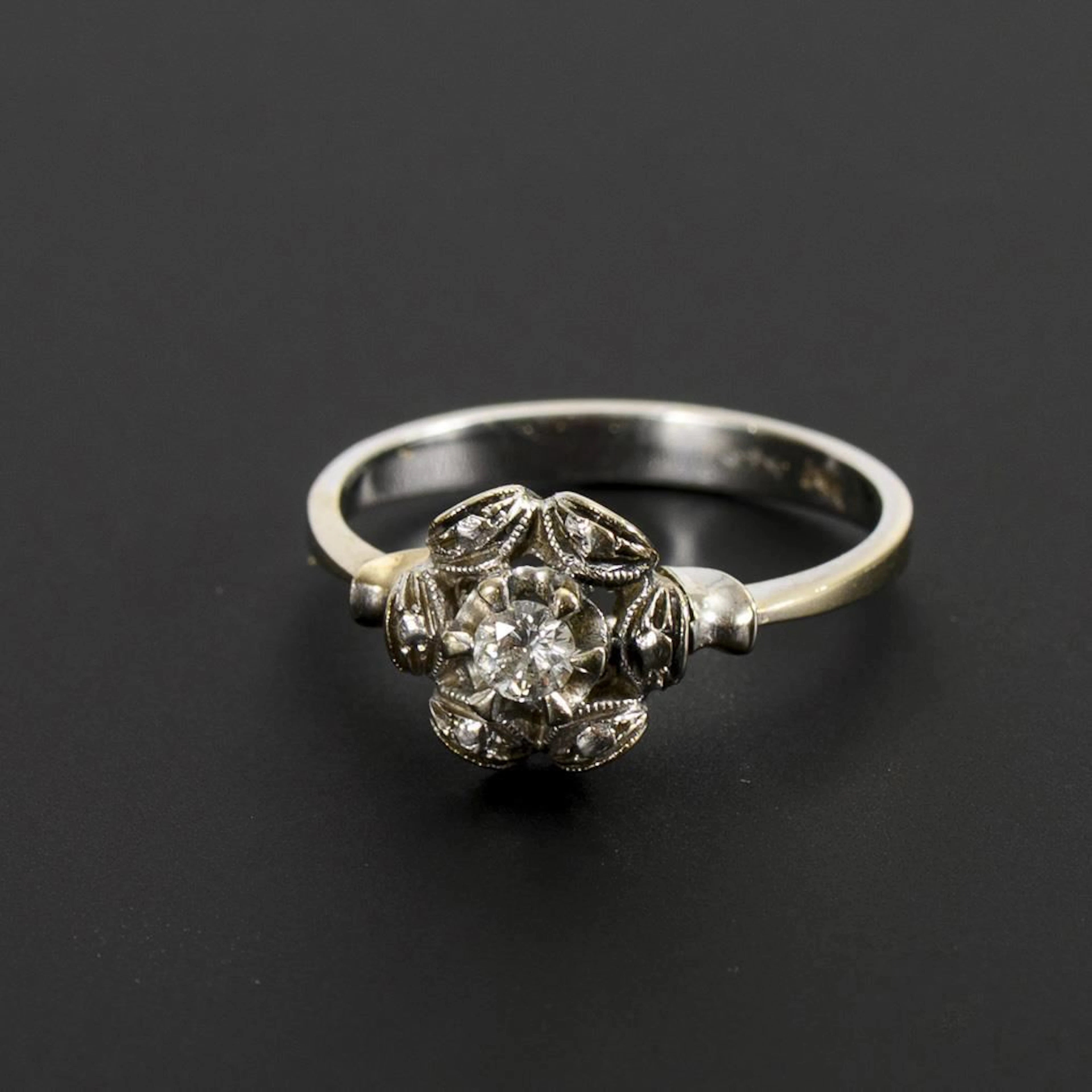 Historic-style flower ring.